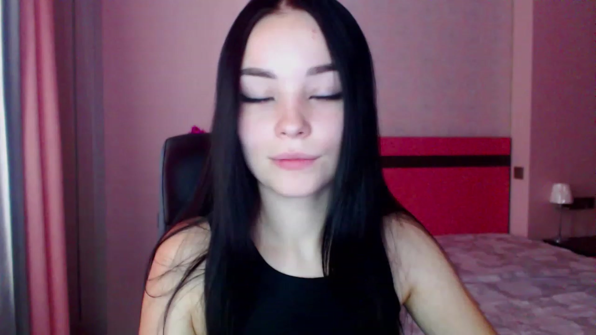 Gallery image thumbnail from SonyaOlsen's myfreecams stream on, 12/28/2022, 09:04 image 7 of 20