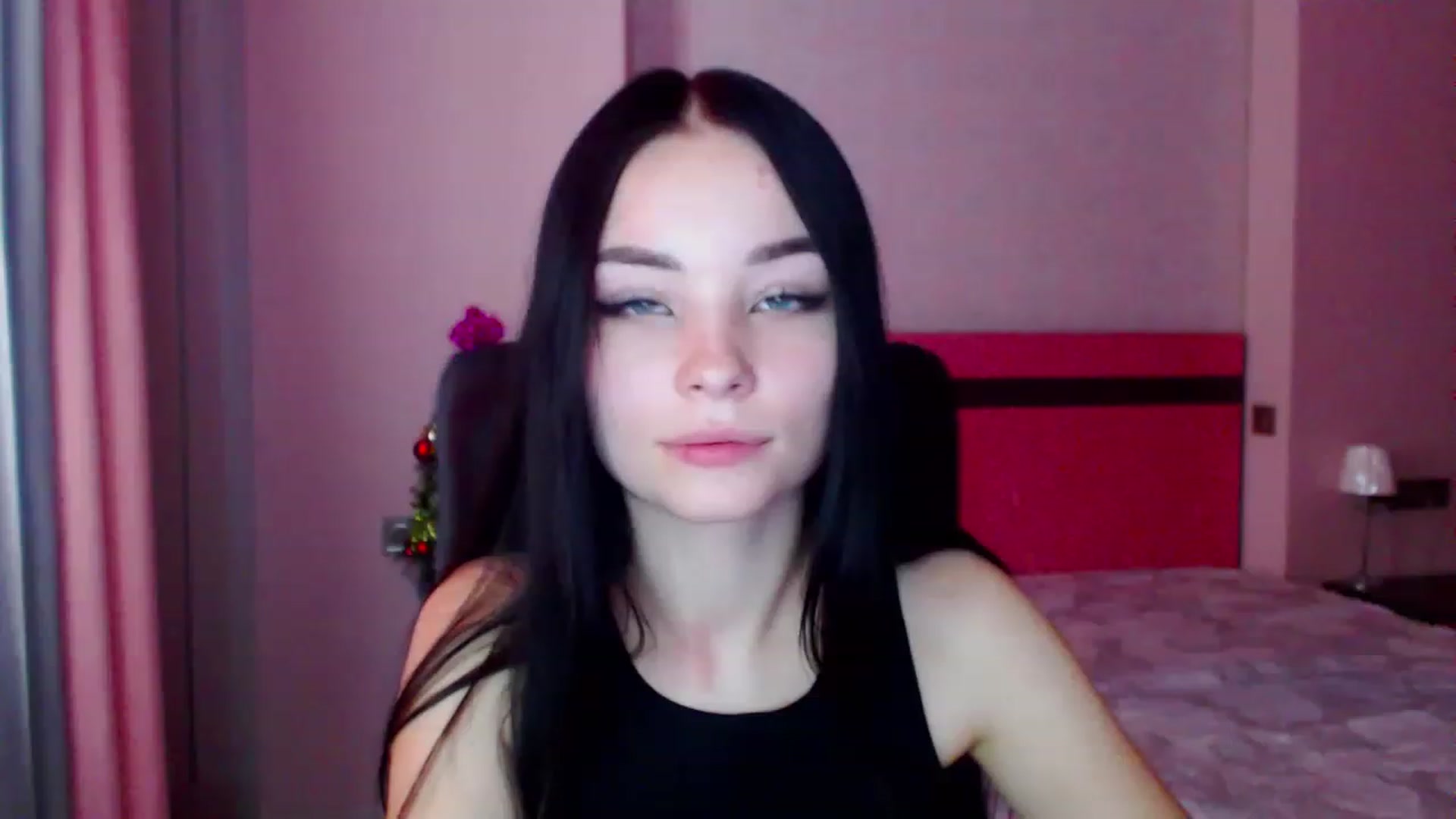 Gallery image thumbnail from SonyaOlsen's myfreecams stream on, 12/28/2022, 10:23 image 13 of 20