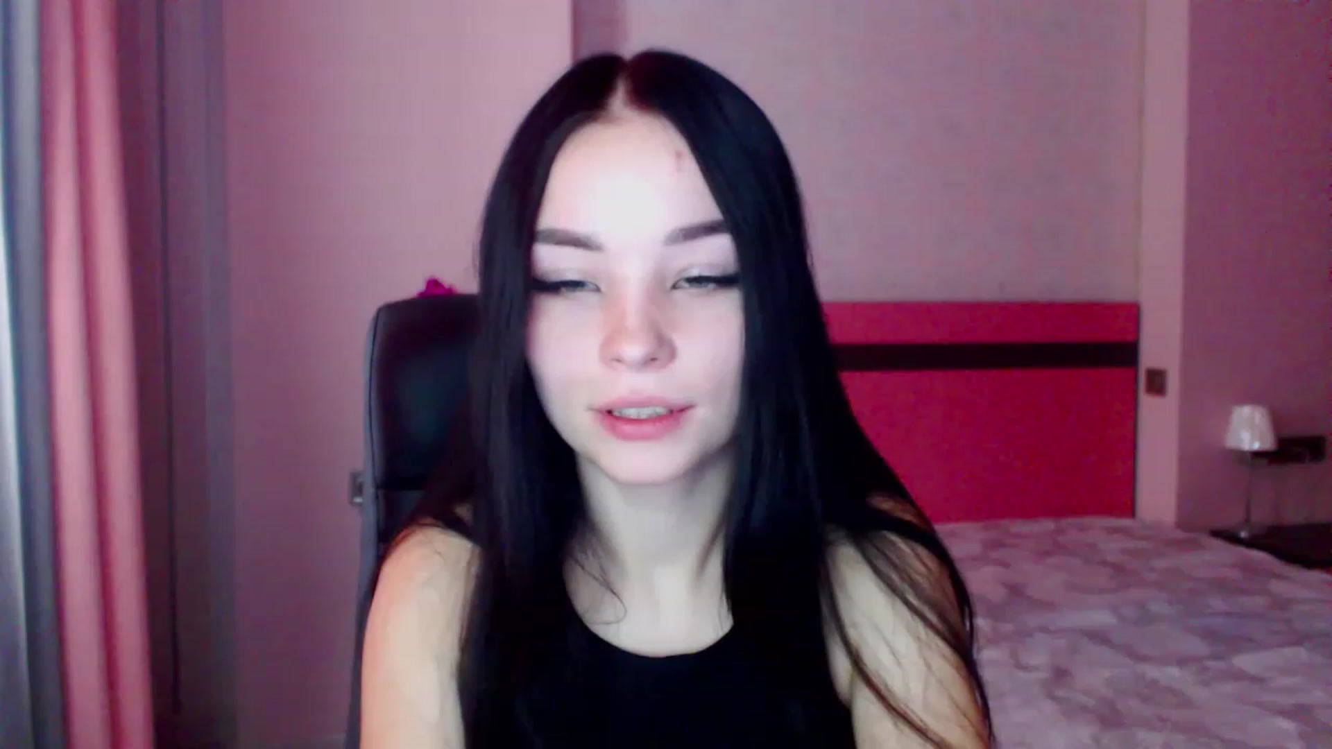 Gallery image thumbnail from SonyaOlsen's myfreecams stream on, 12/28/2022, 10:23 image 2 of 20