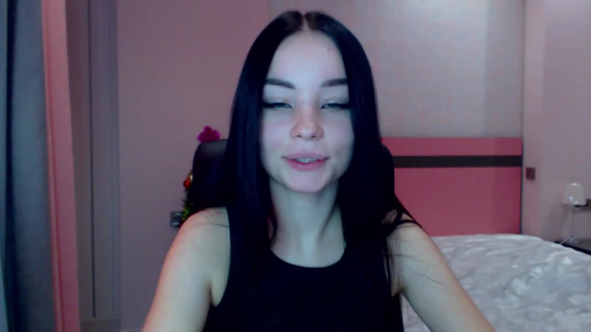 Gallery image thumbnail from SonyaOlsen's myfreecams stream on, 12/29/2022, 09:59 image 2 of 20