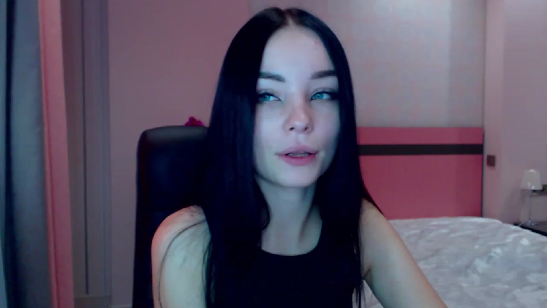Gallery image thumbnail from SonyaOlsen's myfreecams stream on, 12/29/2022, 09:59 image 16 of 20