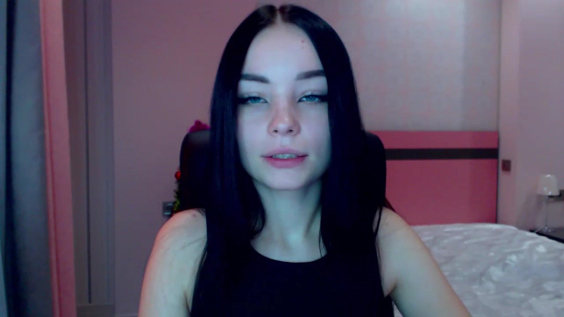Gallery image thumbnail from SonyaOlsen's myfreecams stream on, 12/29/2022, 09:59 image 13 of 20