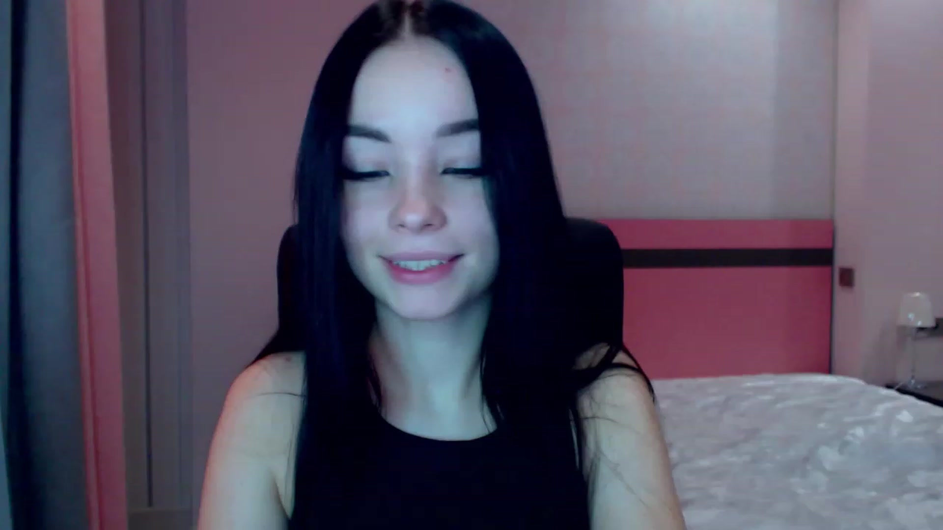 Gallery image thumbnail from SonyaOlsen's myfreecams stream on, 12/29/2022, 09:59 image 3 of 20