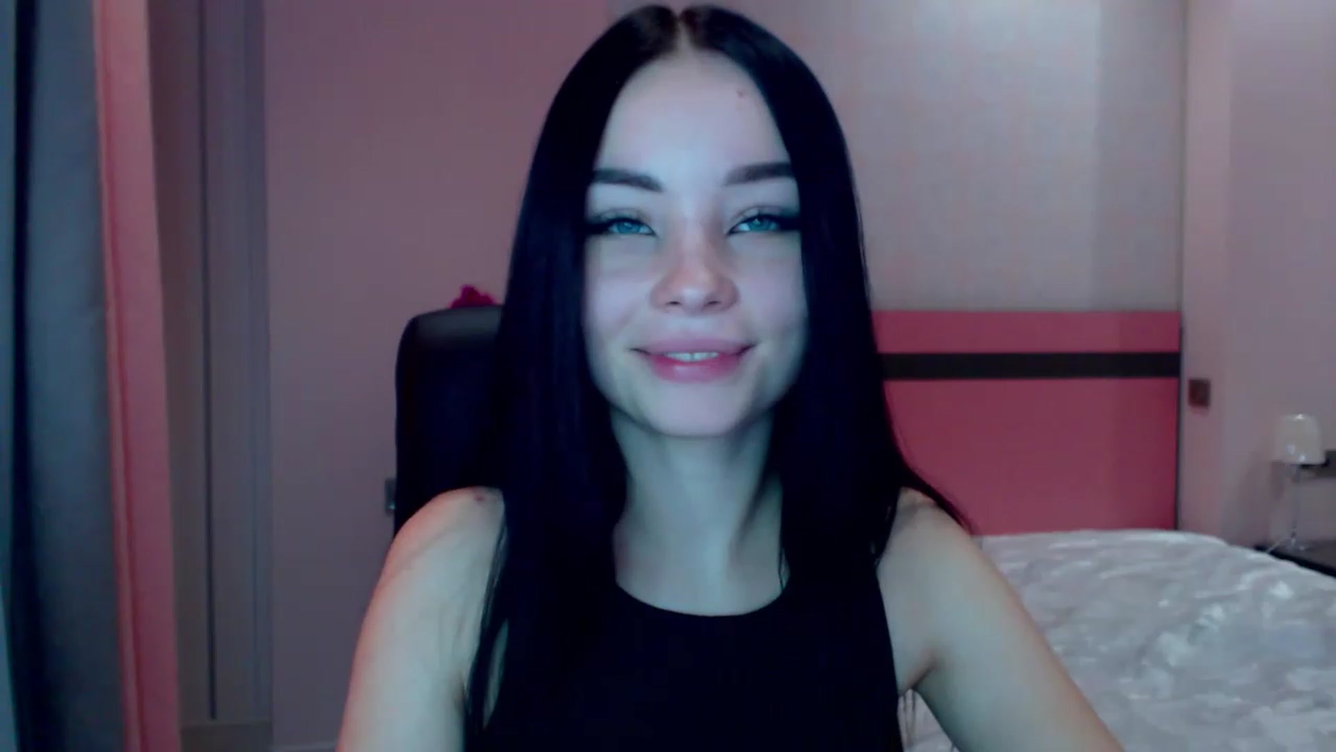 Gallery image thumbnail from SonyaOlsen's myfreecams stream on, 12/29/2022, 09:59 image 7 of 20