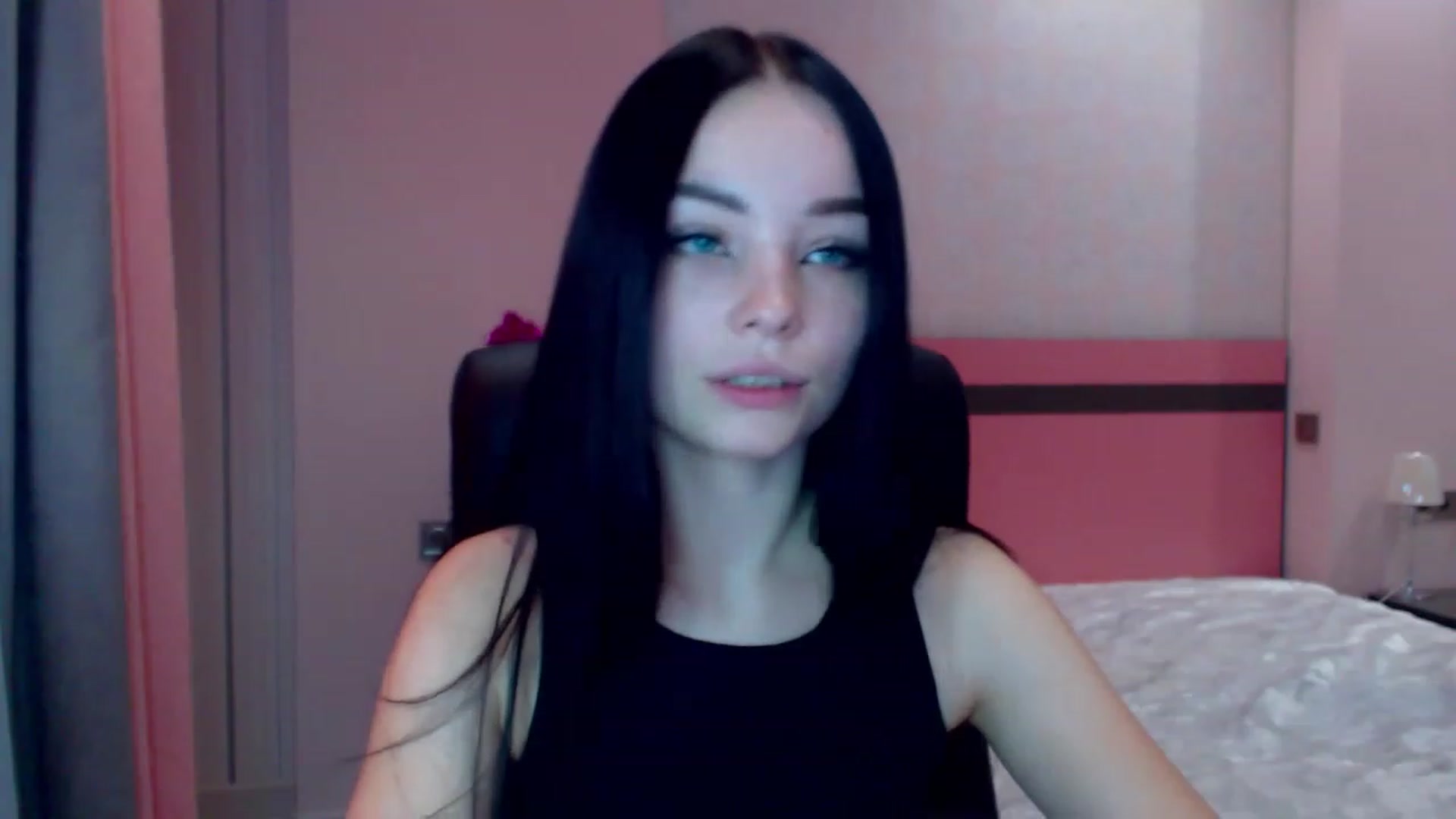 Gallery image thumbnail from SonyaOlsen's myfreecams stream on, 12/29/2022, 09:59 image 4 of 20