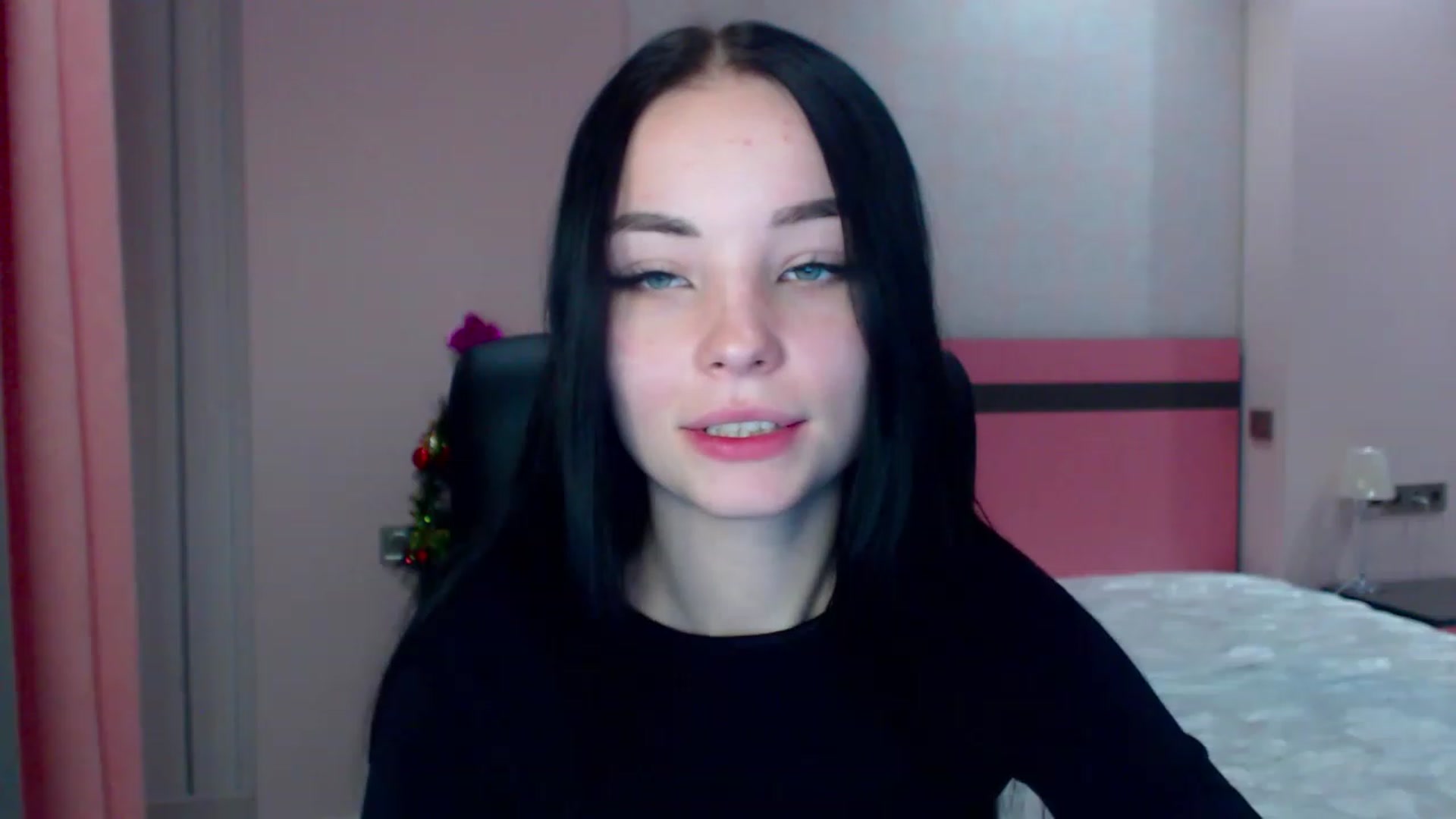 Gallery image thumbnail from SonyaOlsen's myfreecams stream on, 01/02/2023, 15:33 image 20 of 20