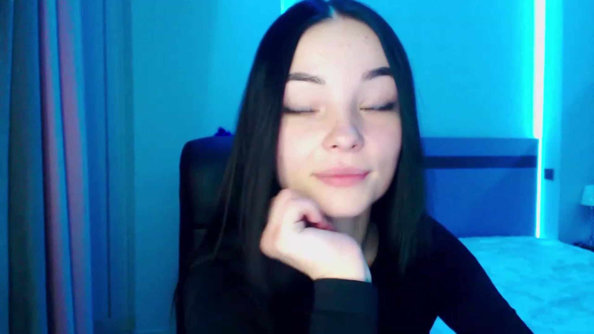 Gallery image thumbnail from SonyaOlsen's myfreecams stream on, 01/03/2023, 09:56 image 20 of 20