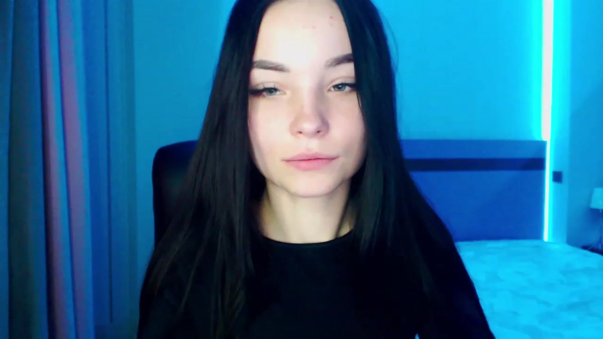 Gallery image thumbnail from SonyaOlsen's myfreecams stream on, 01/03/2023, 10:11 image 2 of 20