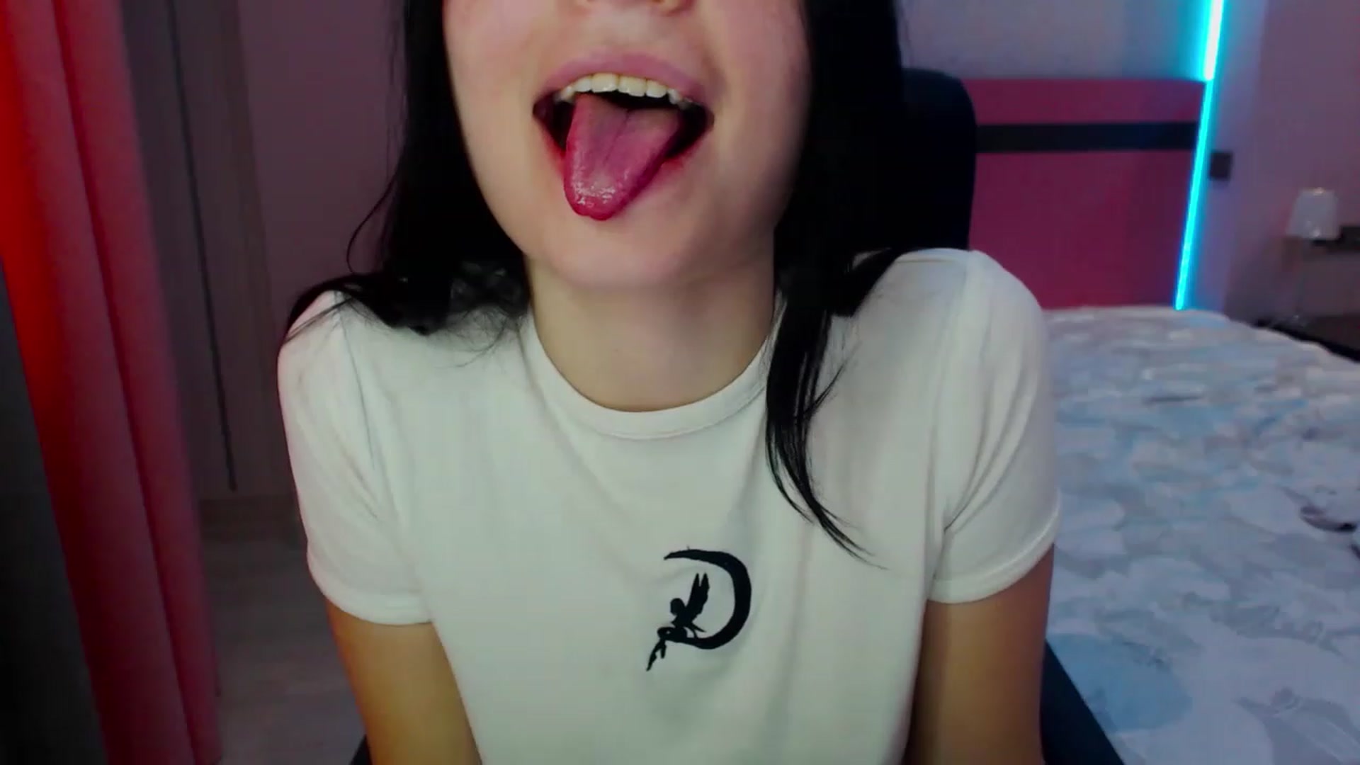 Gallery image thumbnail from SonyaOlsen's myfreecams stream on, 01/04/2023, 09:03 image 20 of 20