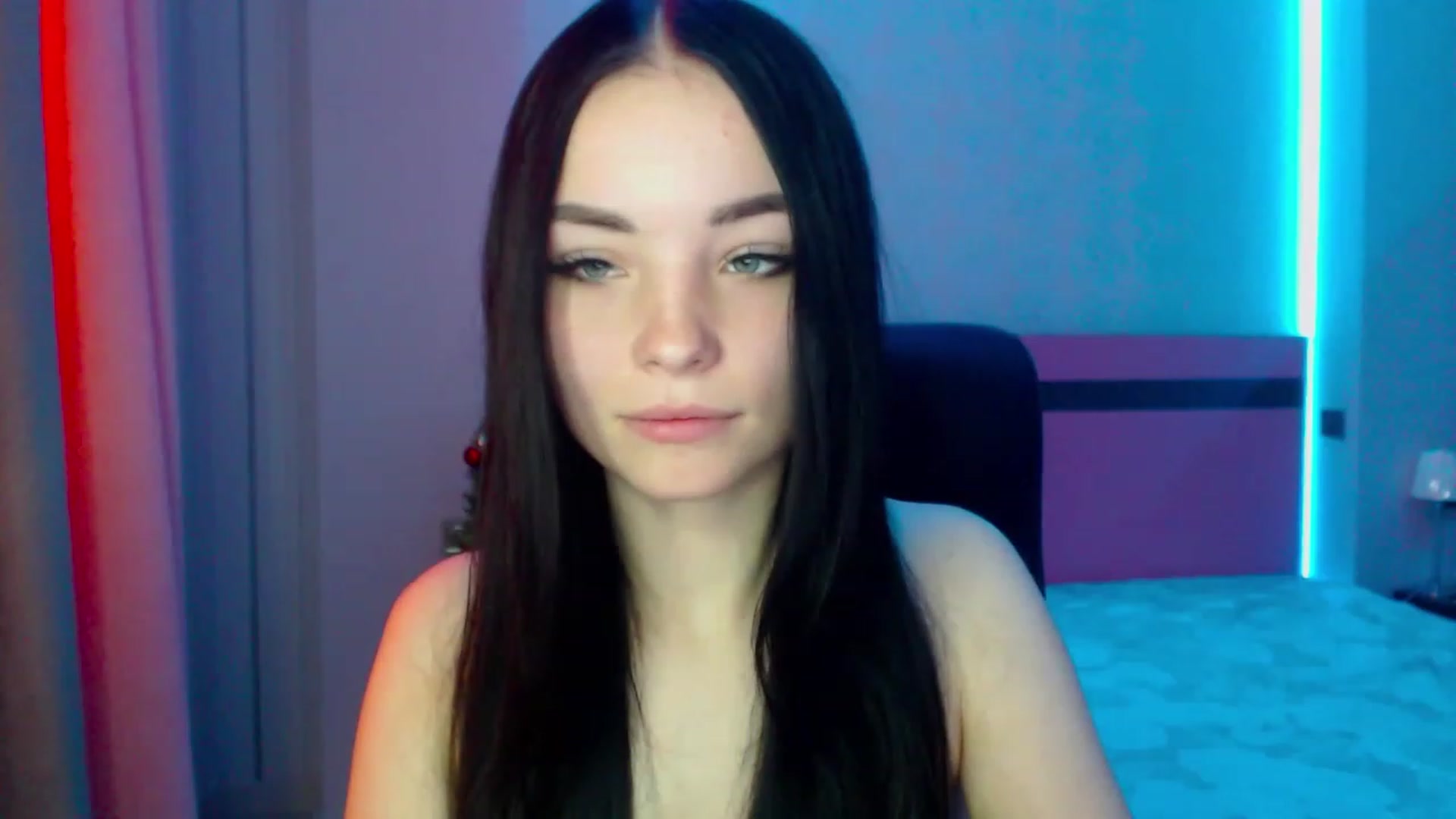 Gallery image thumbnail from SonyaOlsen's myfreecams stream on, 01/07/2023, 07:51 image 1 of 20