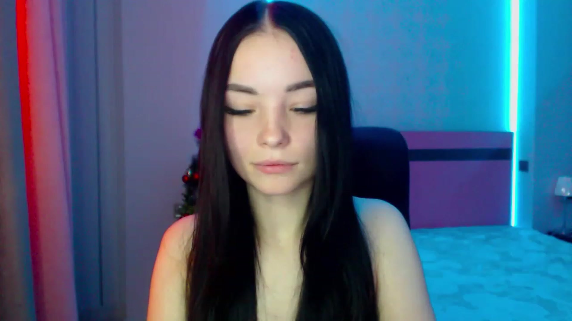 Gallery image thumbnail from SonyaOlsen's myfreecams stream on, 01/07/2023, 07:51 image 3 of 20
