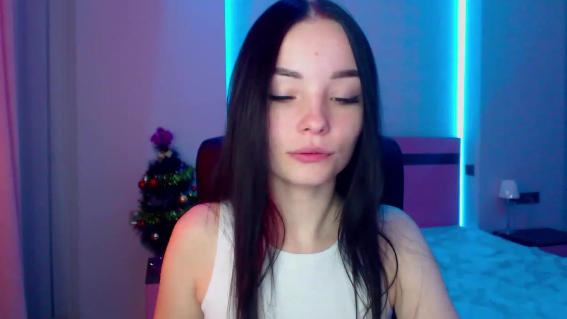 Gallery image thumbnail from SonyaOlsen's myfreecams stream on, 01/09/2023, 07:56 image 4 of 20