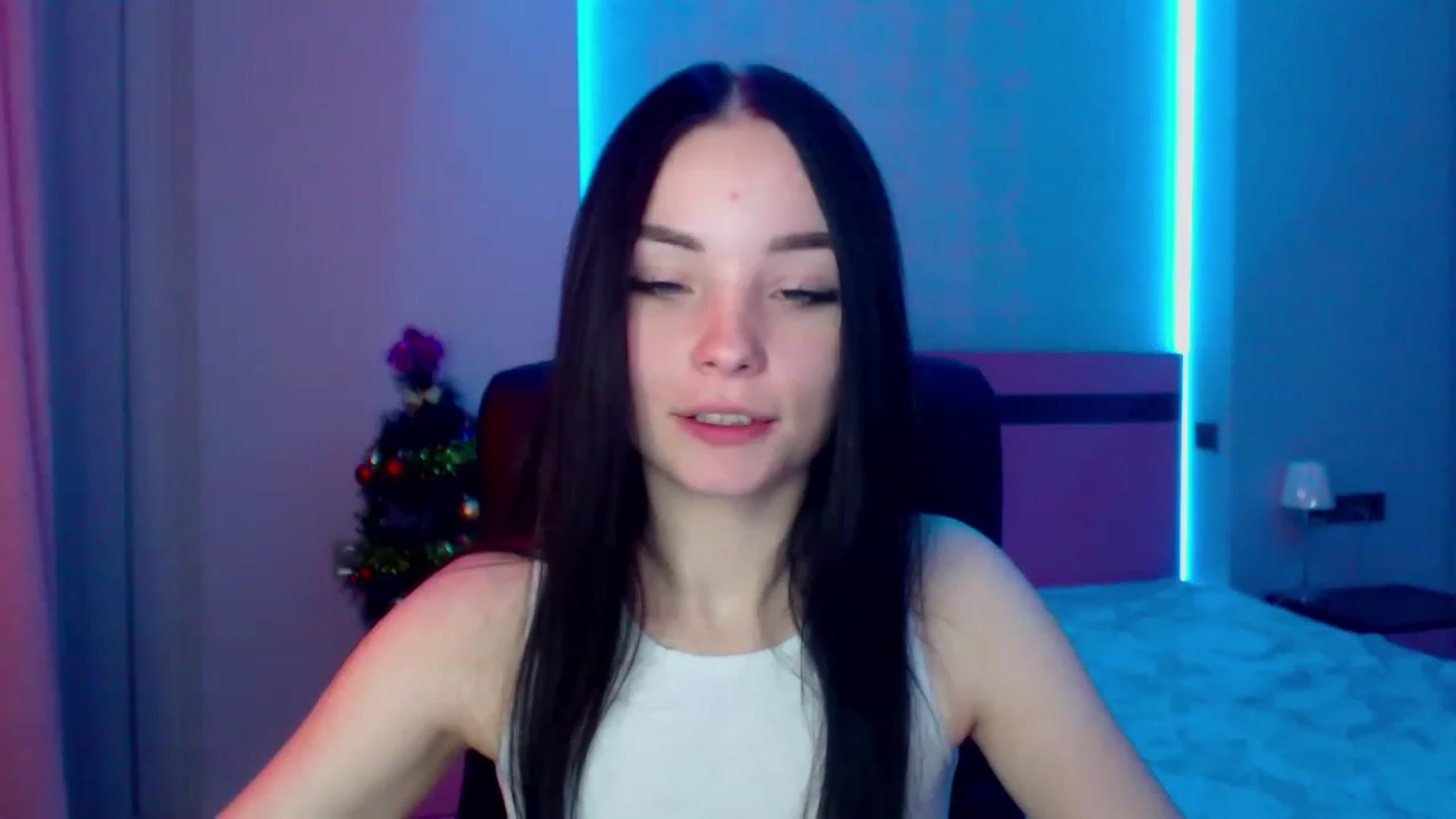 Gallery image thumbnail from SonyaOlsen's myfreecams stream on, 01/09/2023, 07:56 image 14 of 20