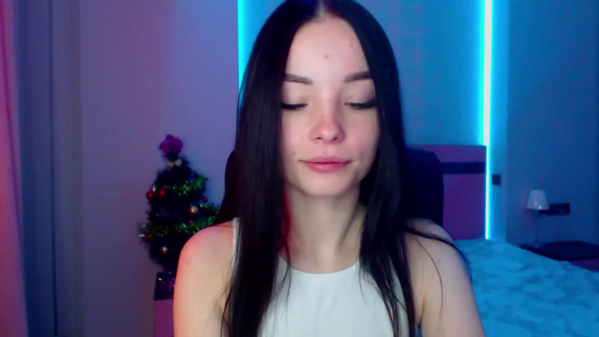 Gallery image thumbnail from SonyaOlsen's myfreecams stream on, 01/09/2023, 07:56 image 1 of 20