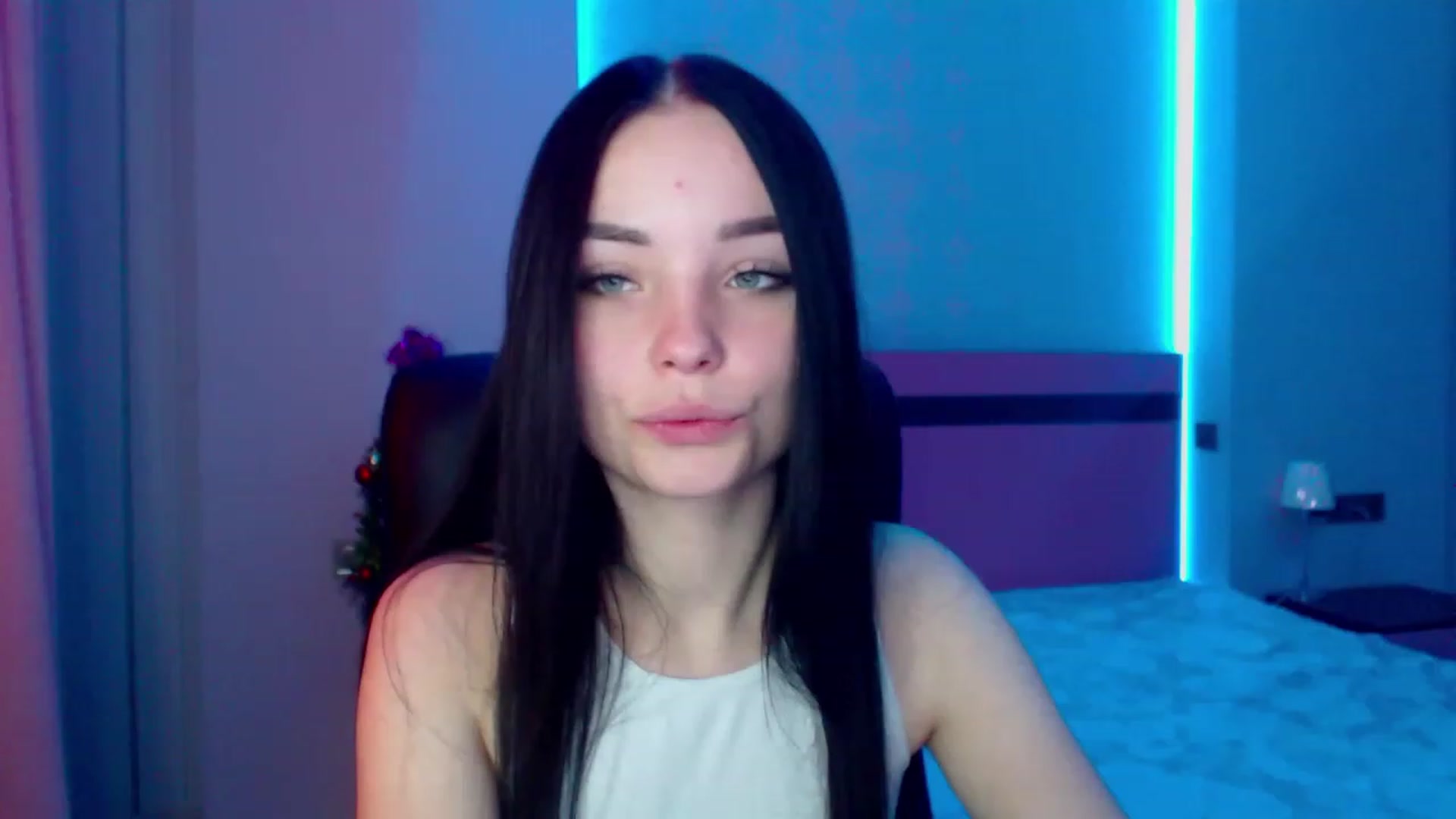 Gallery image thumbnail from SonyaOlsen's myfreecams stream on, 01/09/2023, 07:56 image 20 of 20