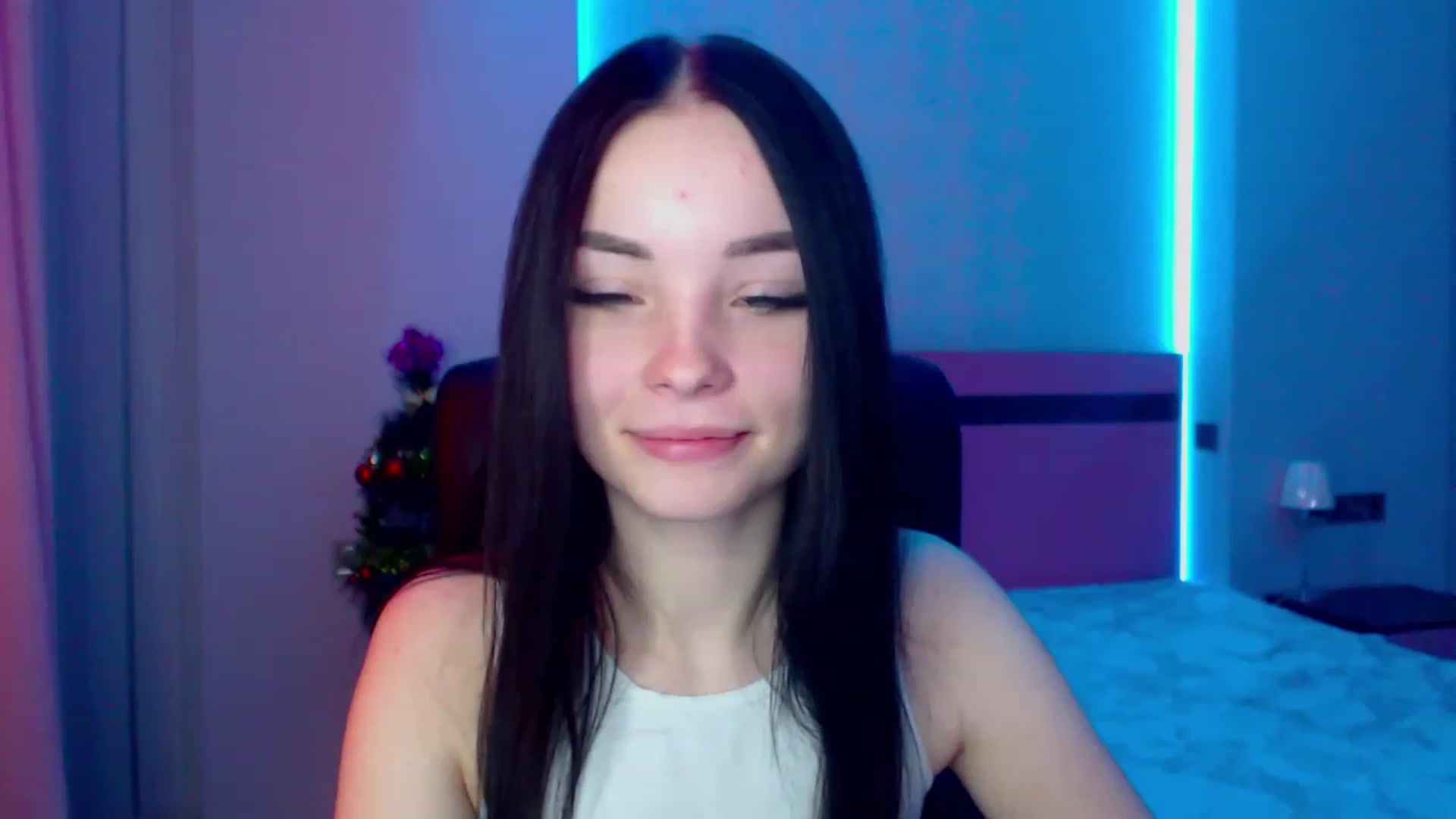 Gallery image thumbnail from SonyaOlsen's myfreecams stream on, 01/09/2023, 07:56 image 13 of 20