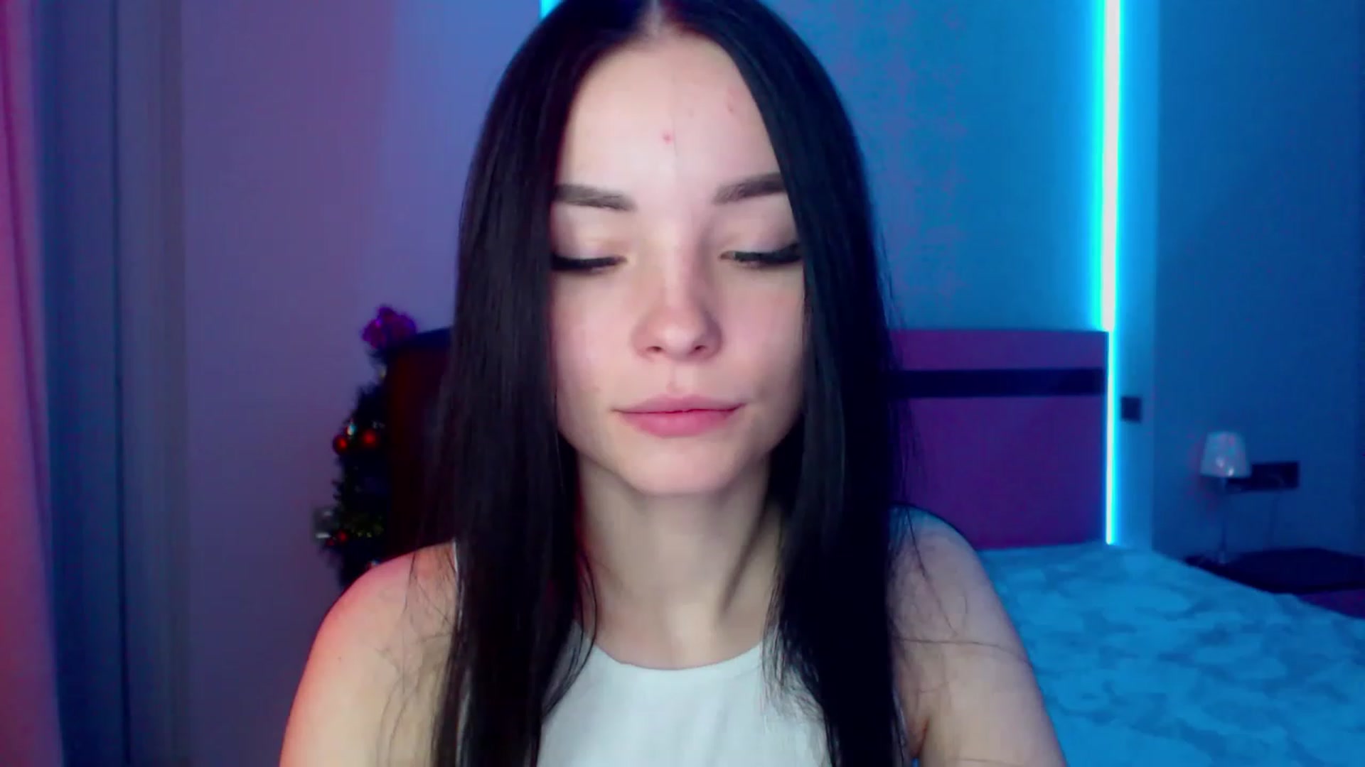 Gallery image thumbnail from SonyaOlsen's myfreecams stream on, 01/09/2023, 07:56 image 7 of 20