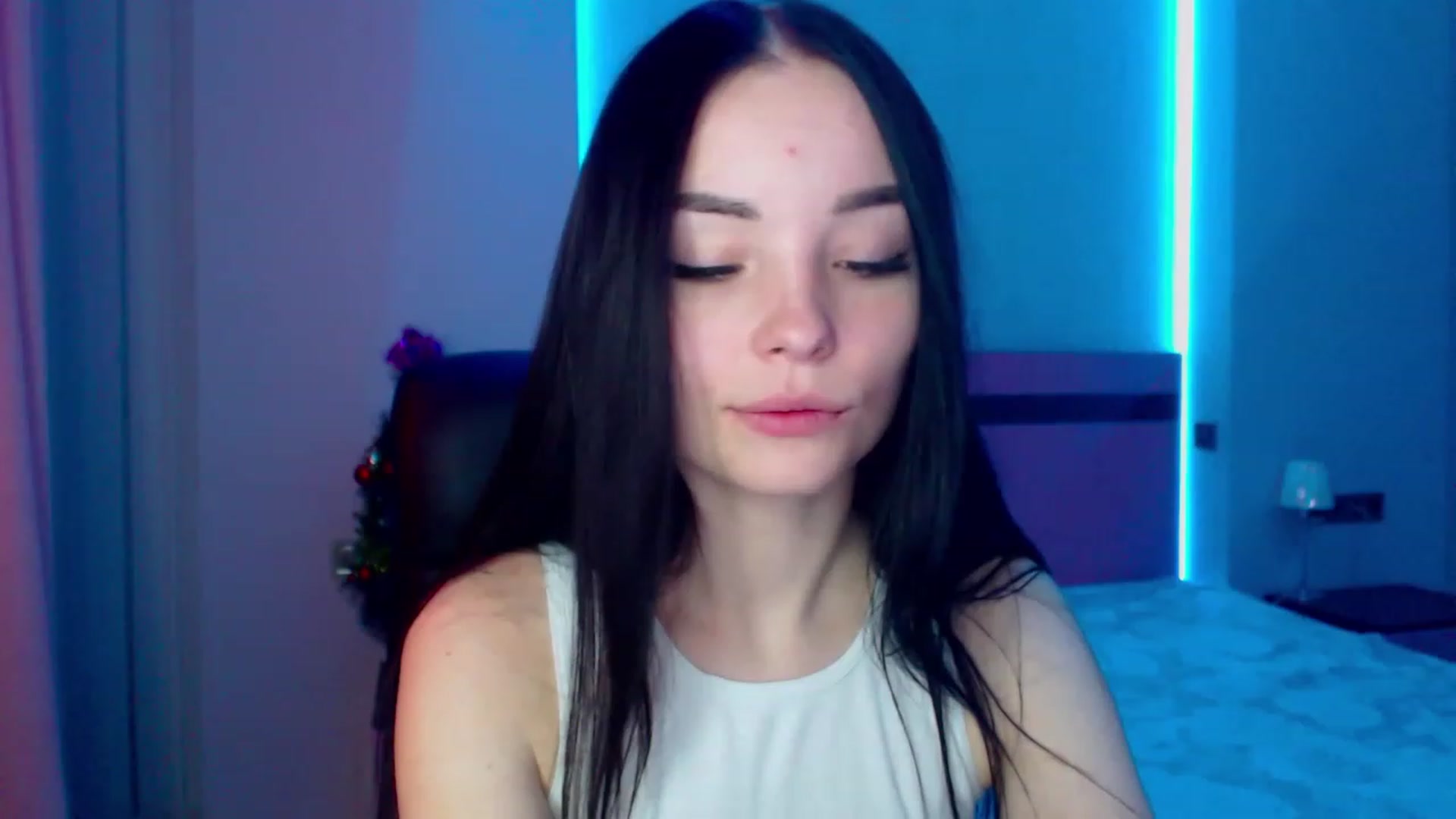 Gallery image thumbnail from SonyaOlsen's myfreecams stream on, 01/09/2023, 08:27 image 19 of 20