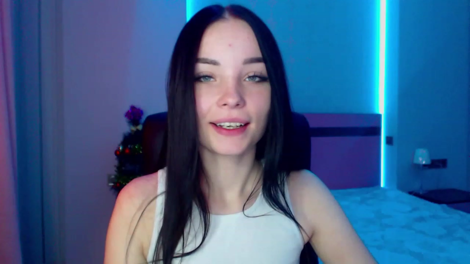 Gallery image thumbnail from SonyaOlsen's myfreecams stream on, 01/09/2023, 08:27 image 9 of 20