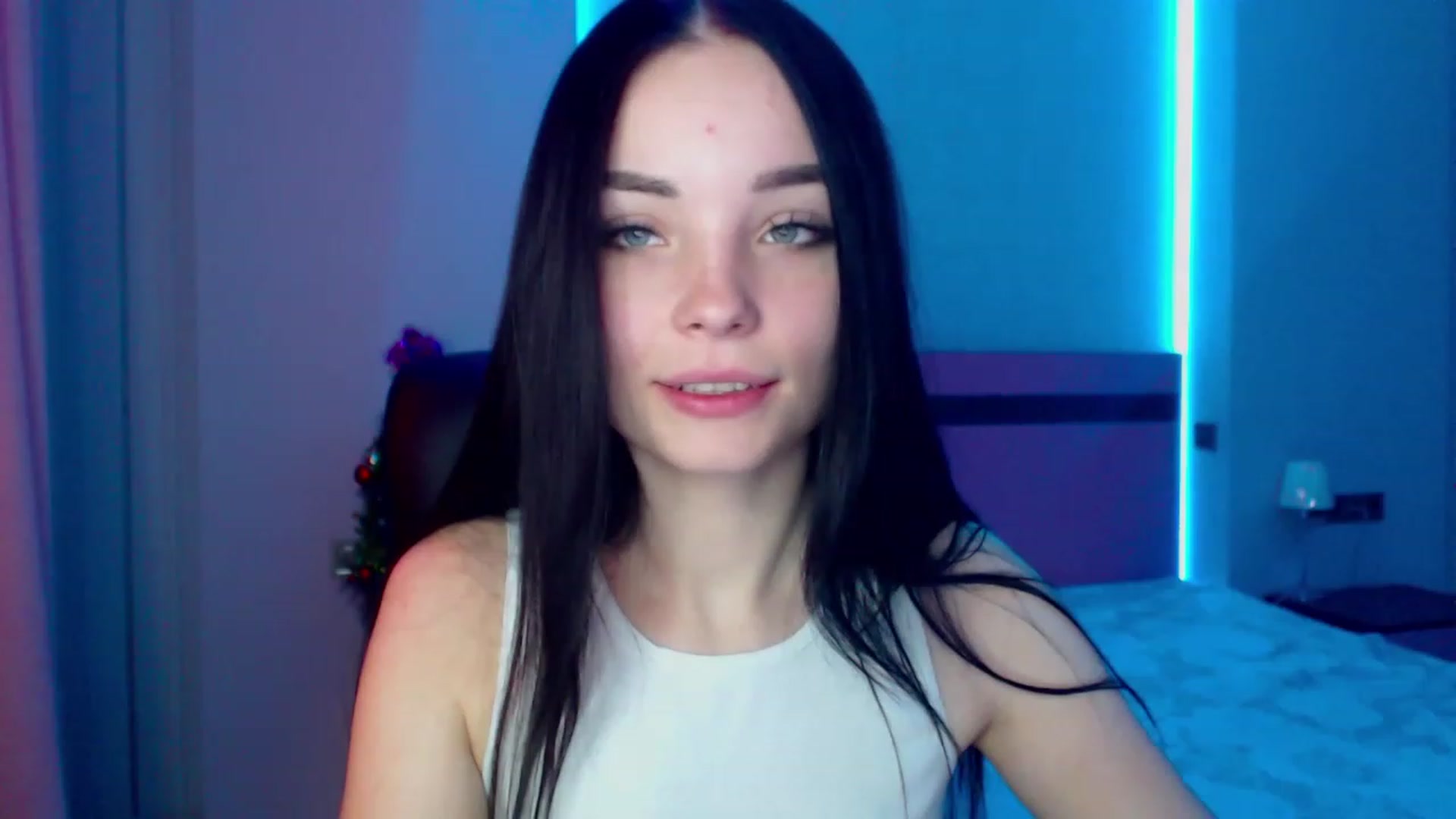 Gallery image thumbnail from SonyaOlsen's myfreecams stream on, 01/09/2023, 08:27 image 16 of 20