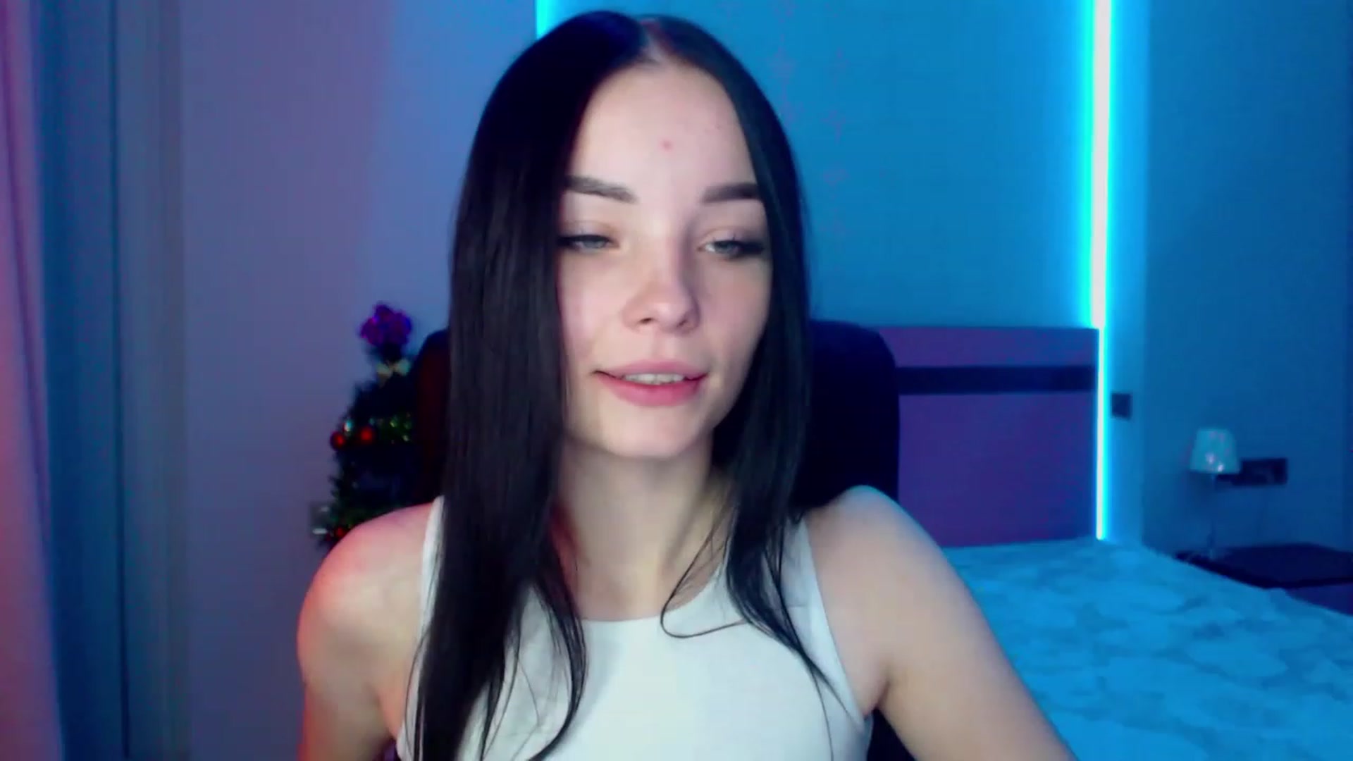 Gallery image thumbnail from SonyaOlsen's myfreecams stream on, 01/09/2023, 08:27 image 10 of 20