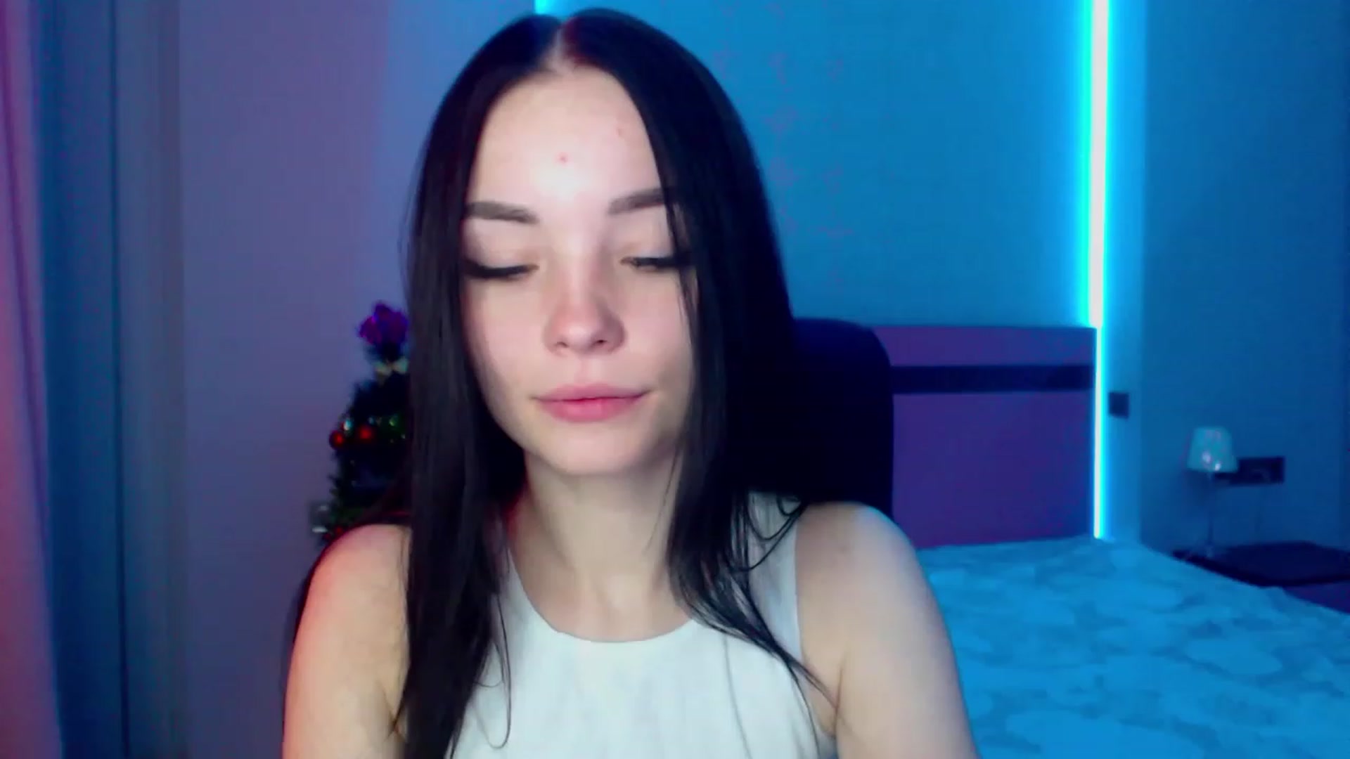 Gallery image thumbnail from SonyaOlsen's myfreecams stream on, 01/09/2023, 08:27 image 2 of 20
