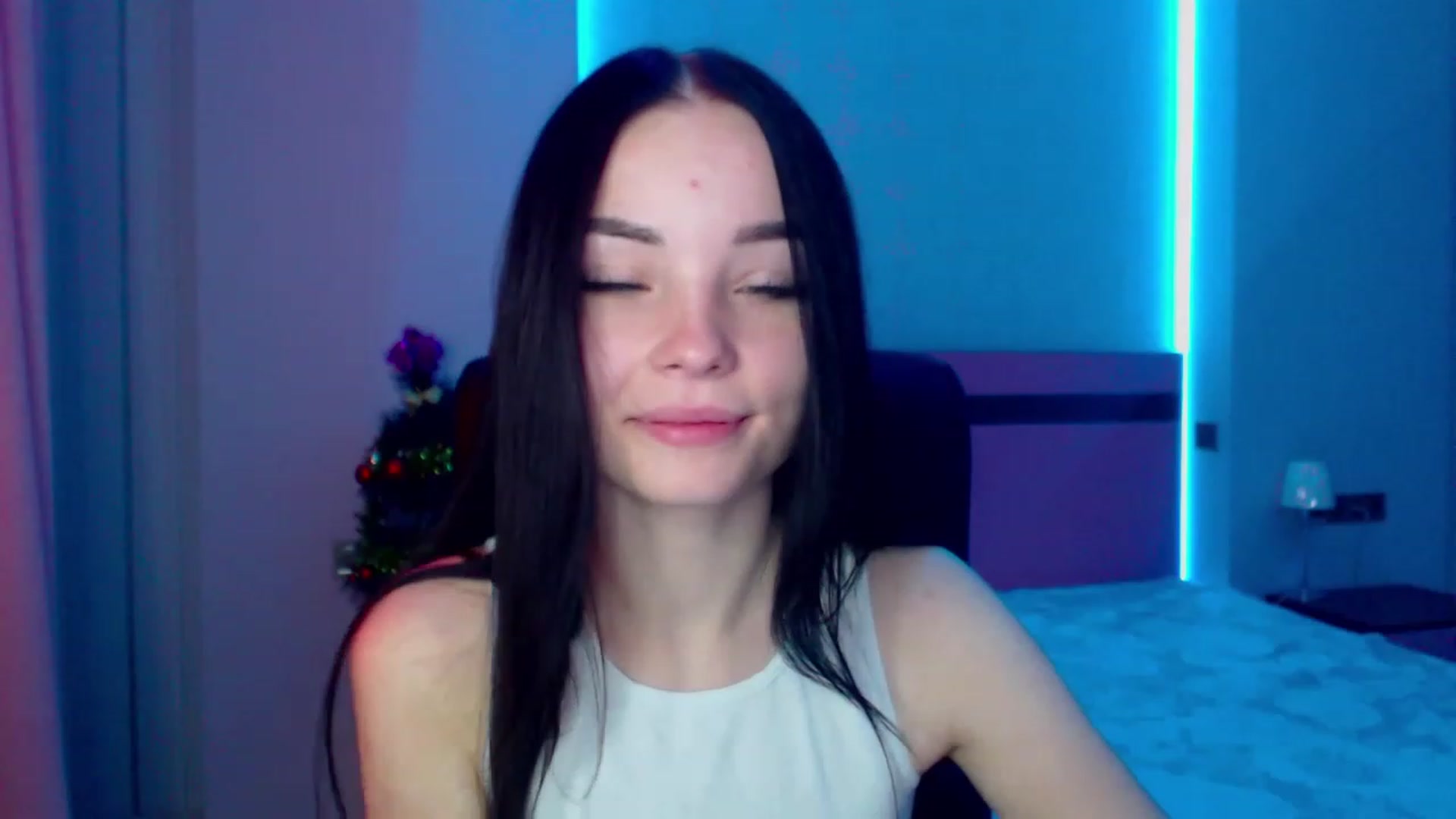 Gallery image thumbnail from SonyaOlsen's myfreecams stream on, 01/09/2023, 08:27 image 3 of 20