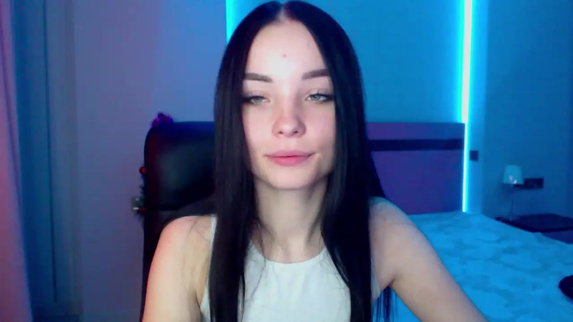 Gallery image thumbnail from SonyaOlsen's myfreecams stream on, 01/09/2023, 09:17 image 1 of 20
