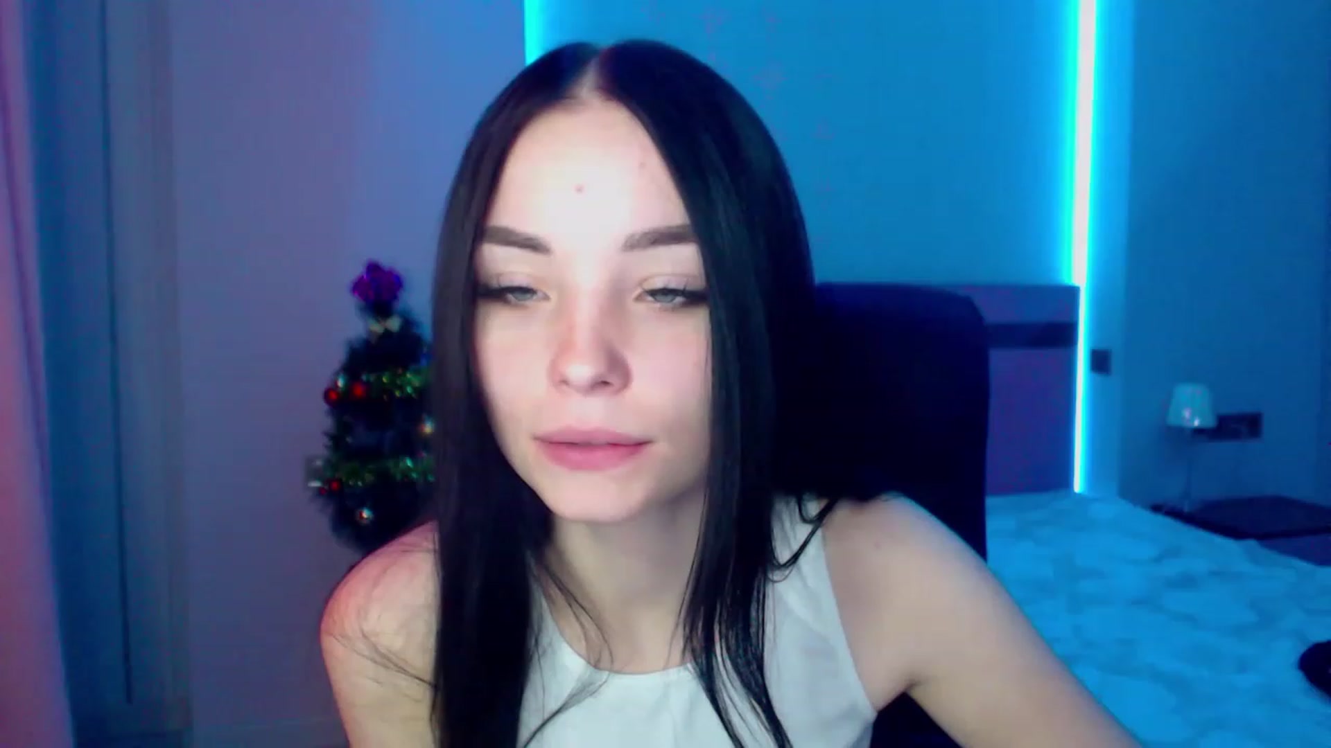 Gallery image thumbnail from SonyaOlsen's myfreecams stream on, 01/09/2023, 09:17 image 16 of 20