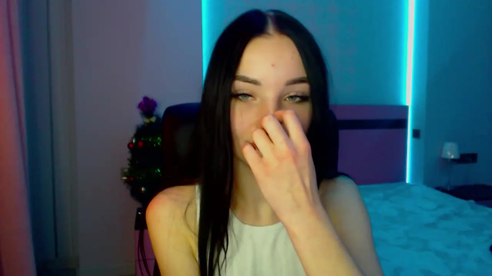 Gallery image thumbnail from SonyaOlsen's myfreecams stream on, 01/09/2023, 10:20 image 4 of 20