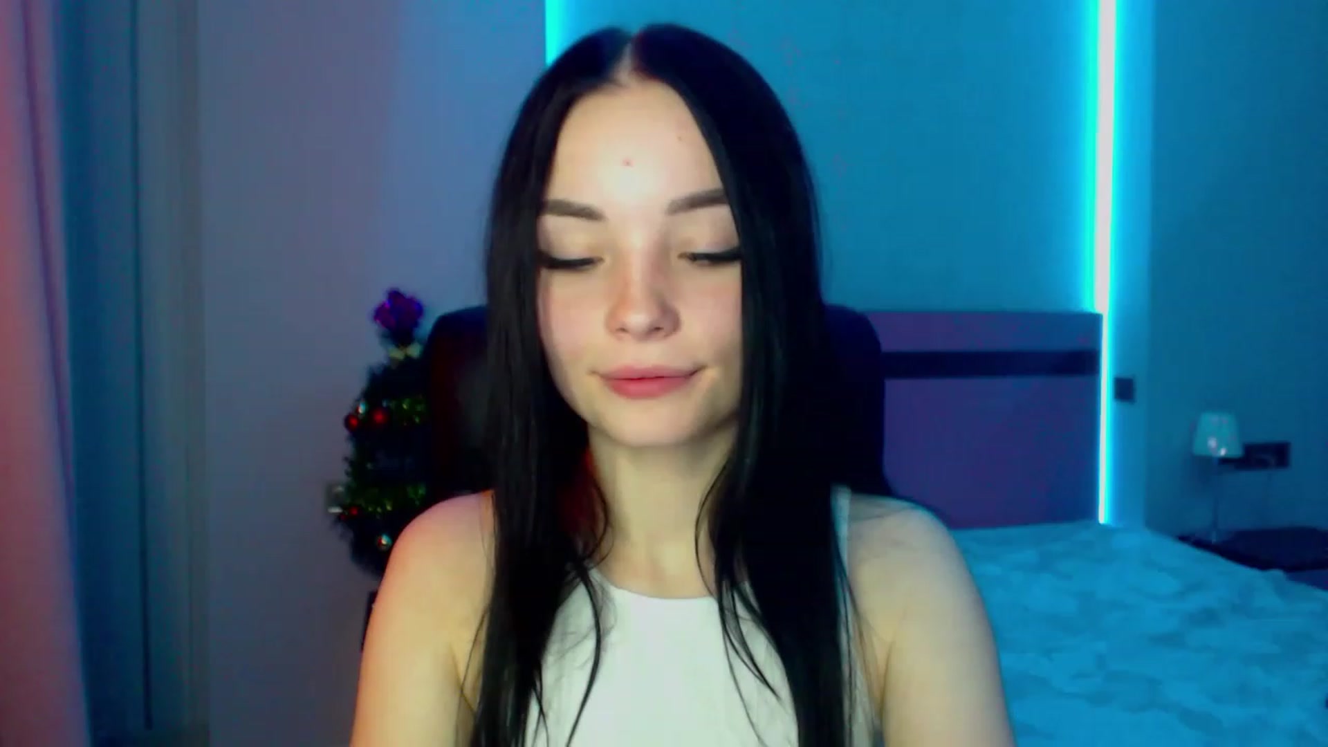 Gallery image thumbnail from SonyaOlsen's myfreecams stream on, 01/09/2023, 10:20 image 8 of 20