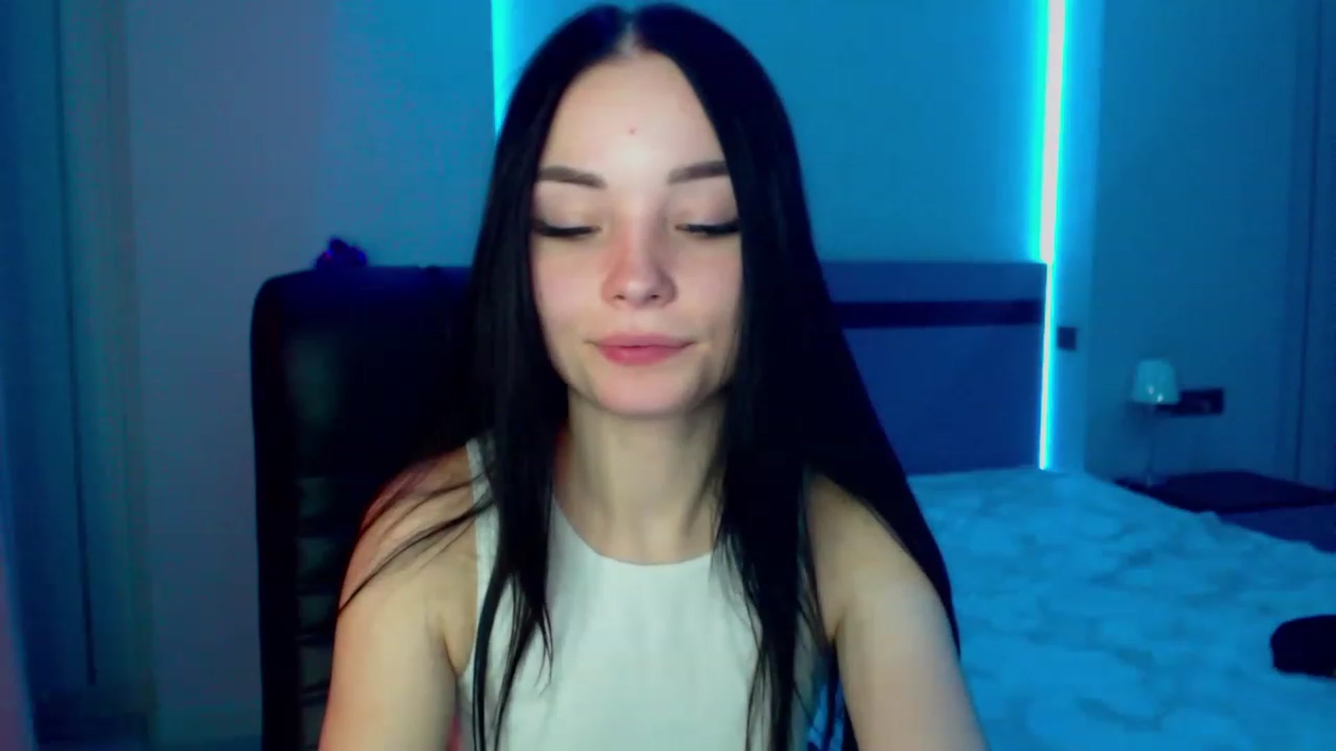 Gallery image thumbnail from SonyaOlsen's myfreecams stream on, 01/09/2023, 11:48 image 17 of 20