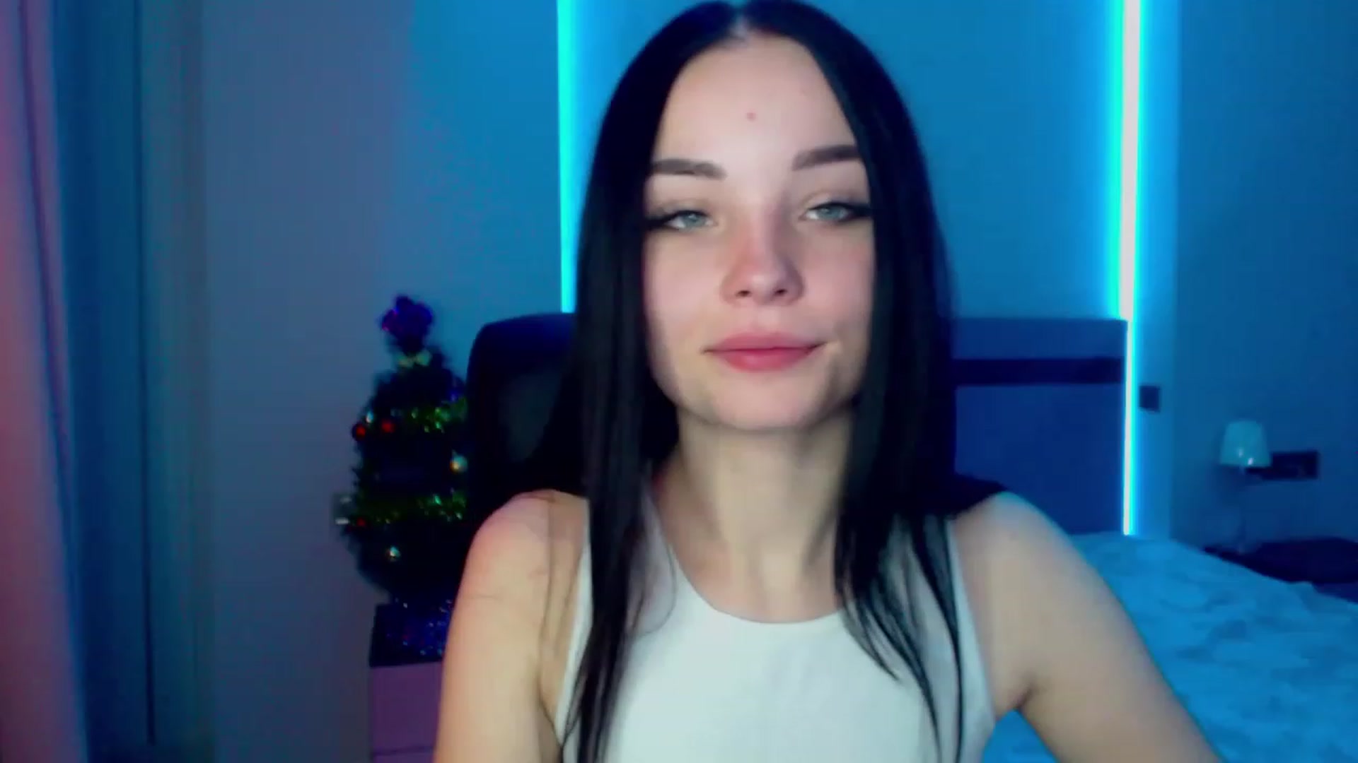 Gallery image thumbnail from SonyaOlsen's myfreecams stream on, 01/09/2023, 11:48 image 7 of 20
