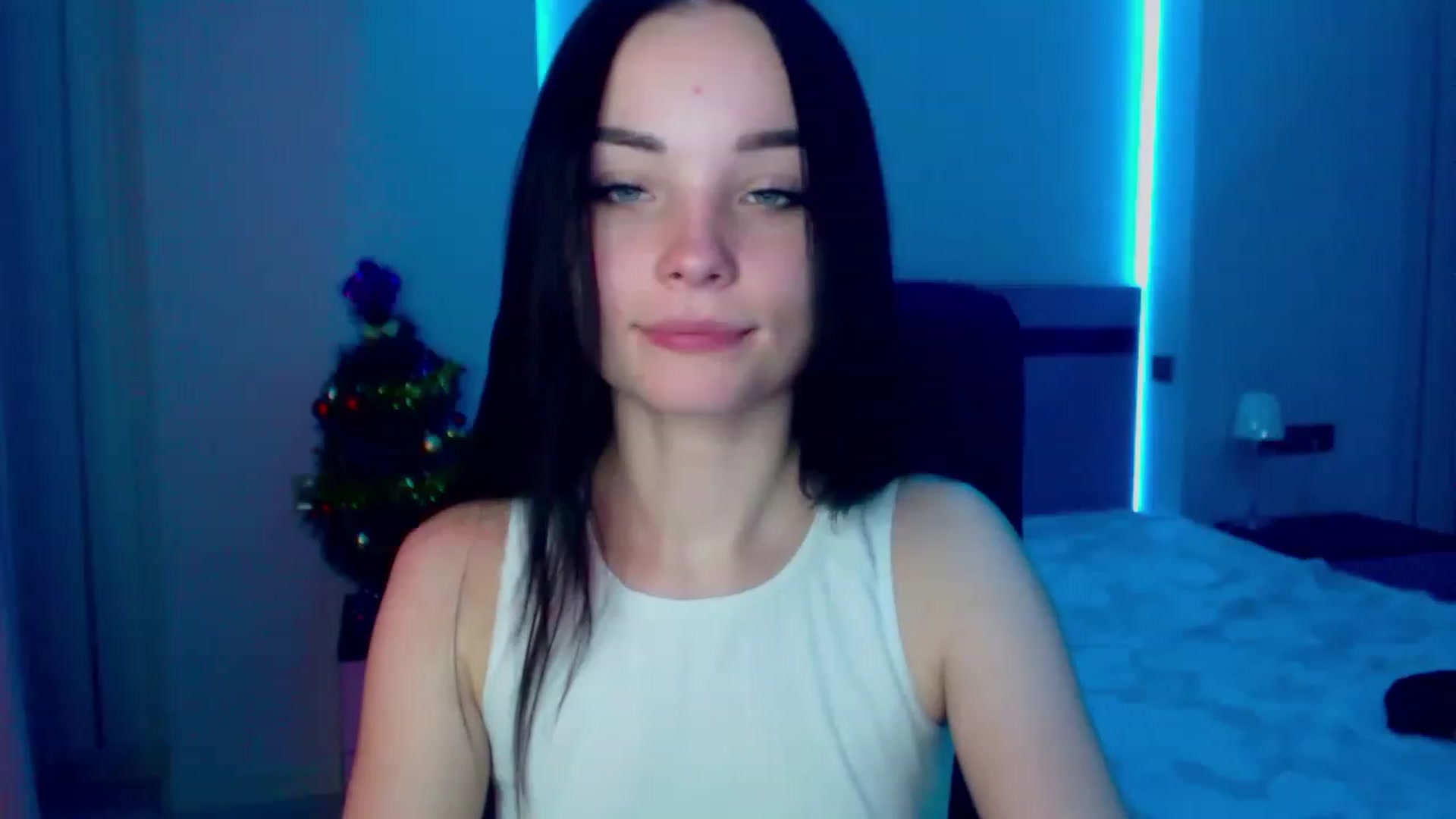 Gallery image thumbnail from SonyaOlsen's myfreecams stream on, 01/09/2023, 11:48 image 14 of 20
