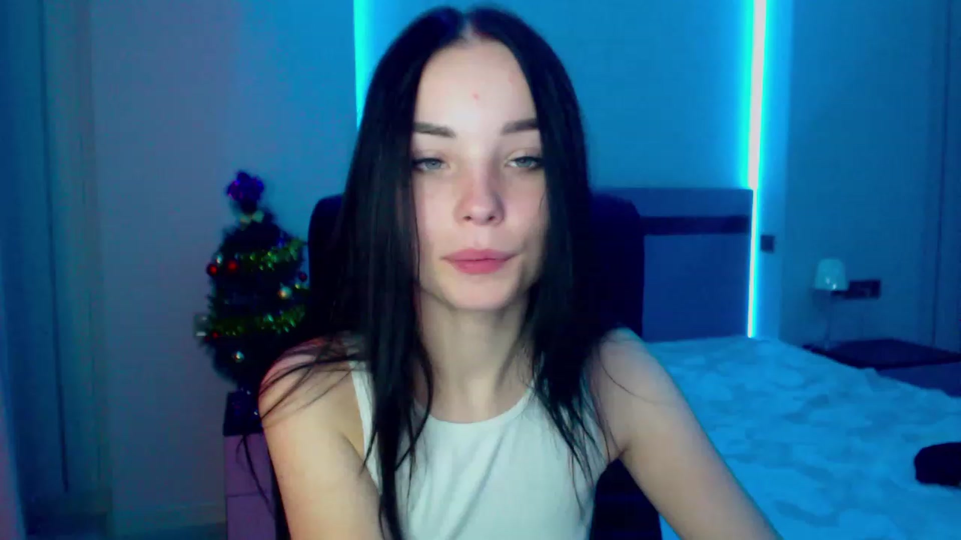Gallery image thumbnail from SonyaOlsen's myfreecams stream on, 01/09/2023, 11:48 image 16 of 20