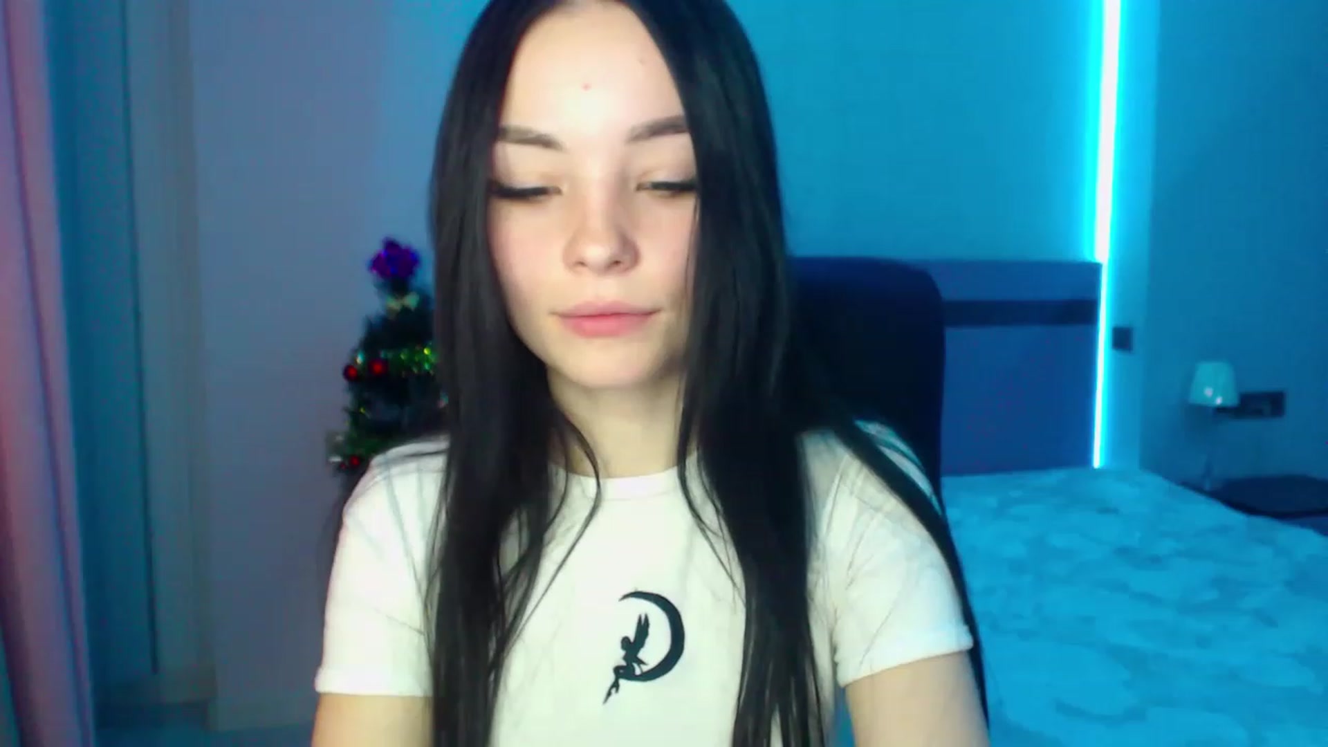 Gallery image thumbnail from SonyaOlsen's myfreecams stream on, 01/10/2023, 08:24 image 3 of 20