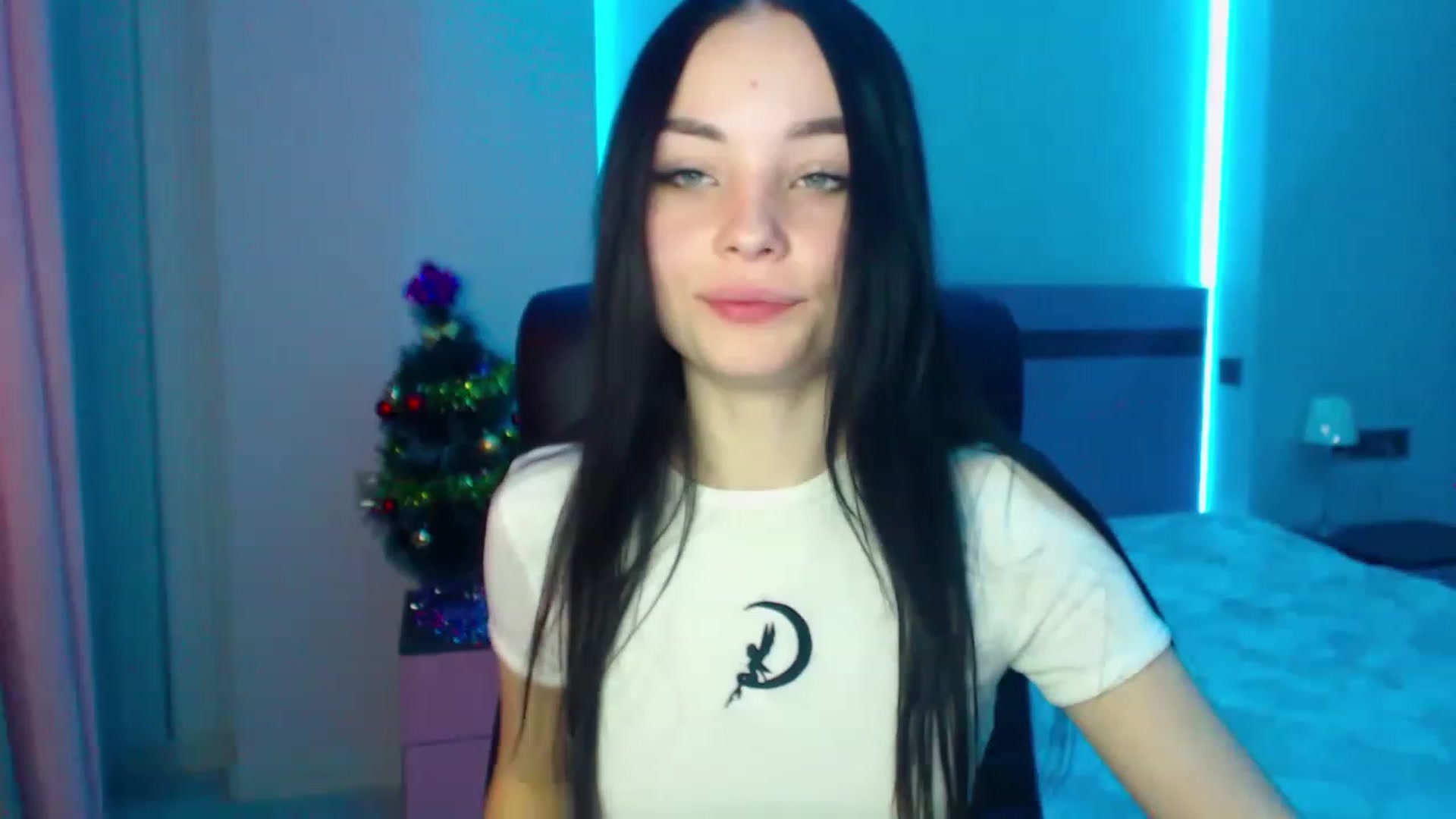 Gallery image thumbnail from SonyaOlsen's myfreecams stream on, 01/10/2023, 08:24 image 1 of 20