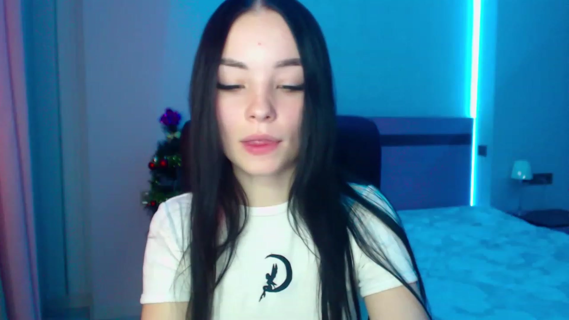 Gallery image thumbnail from SonyaOlsen's myfreecams stream on, 01/10/2023, 08:24 image 10 of 20
