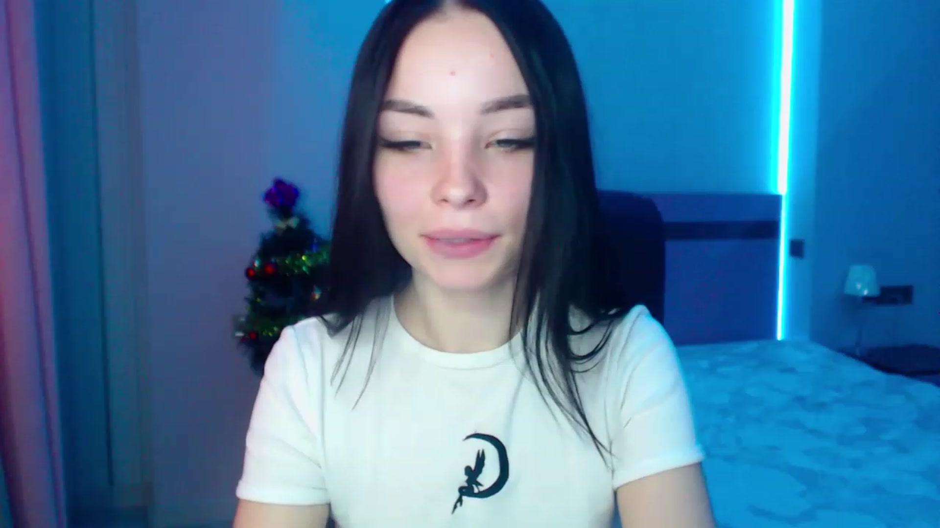 Gallery image thumbnail from SonyaOlsen's myfreecams stream on, 01/10/2023, 08:24 image 18 of 20