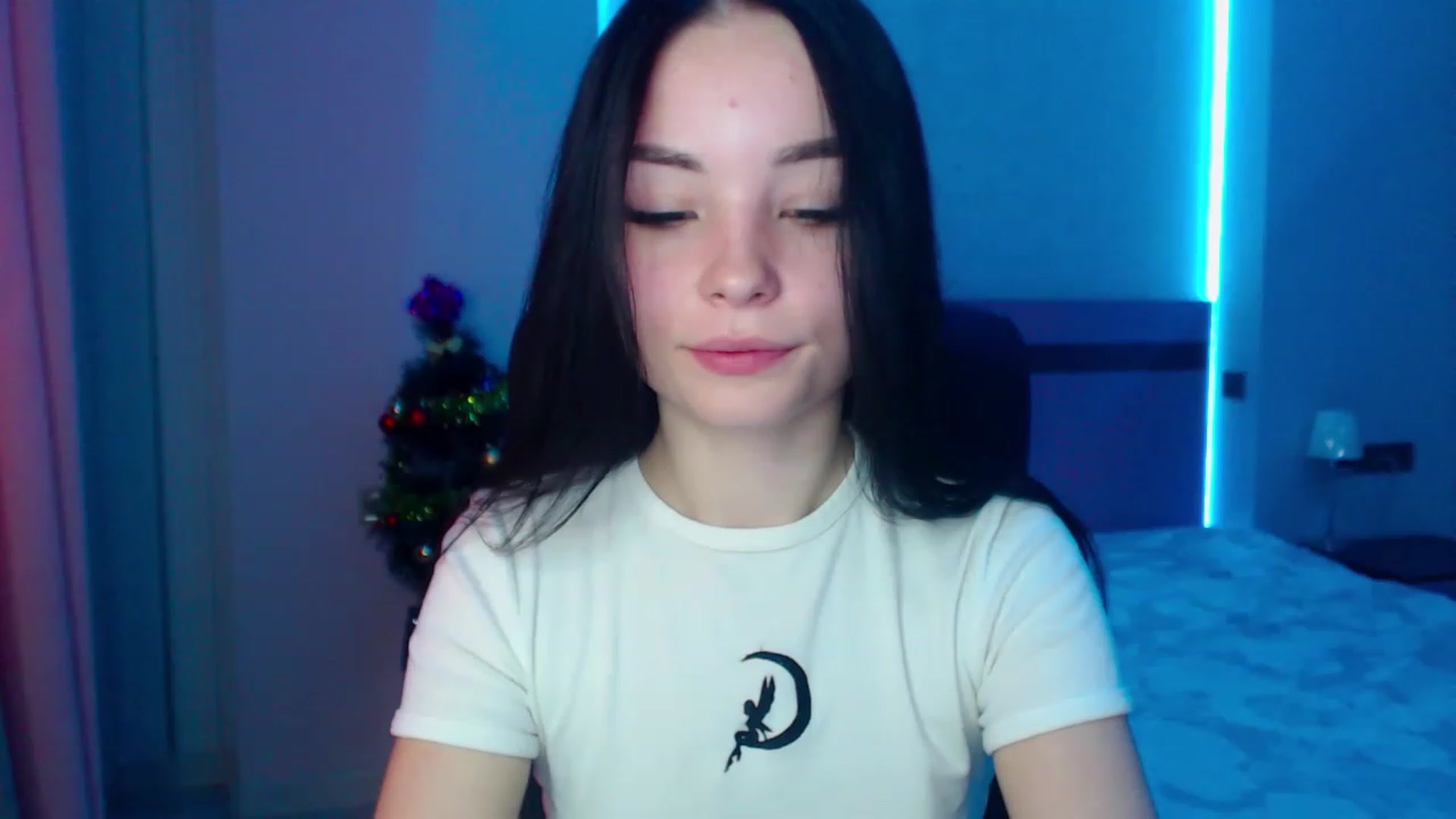Gallery image thumbnail from SonyaOlsen's myfreecams stream on, 01/10/2023, 08:41 image 3 of 20
