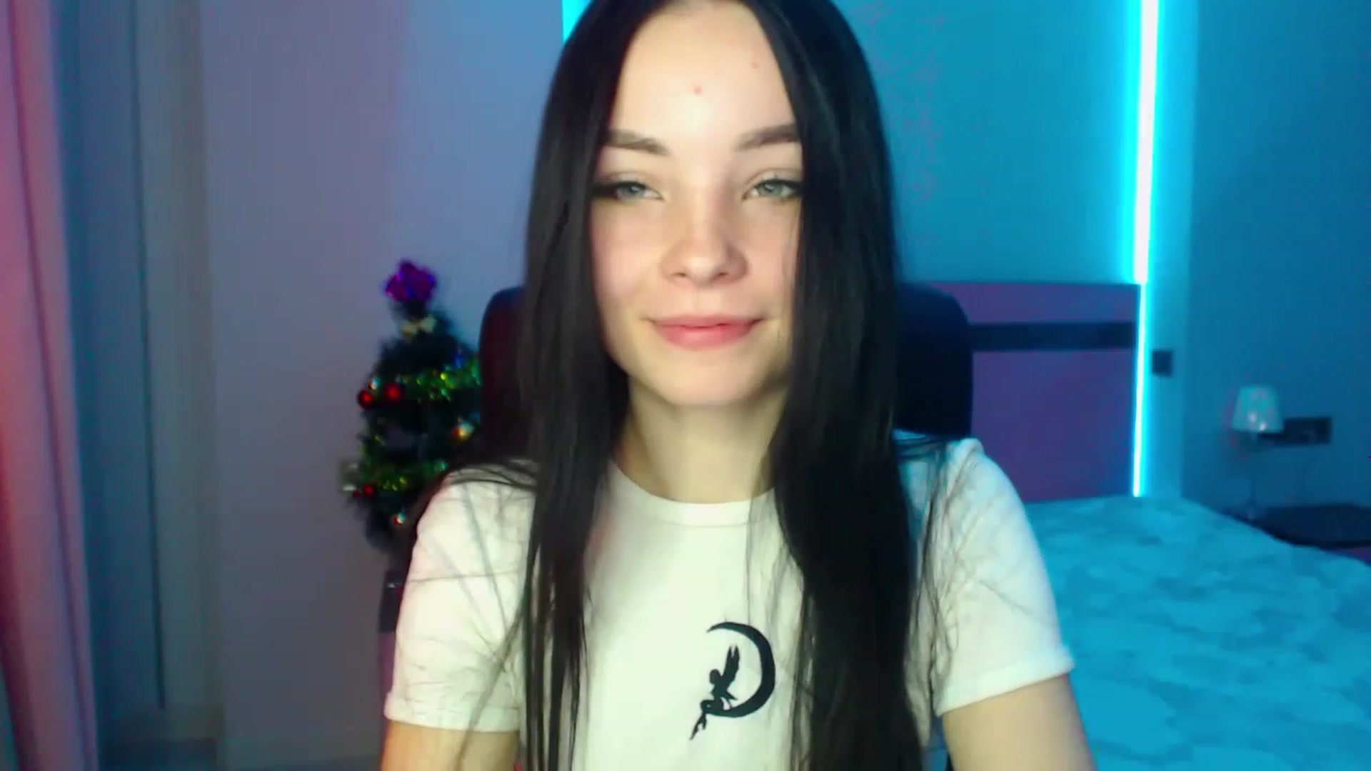 Gallery image thumbnail from SonyaOlsen's myfreecams stream on, 01/10/2023, 08:41 image 1 of 20