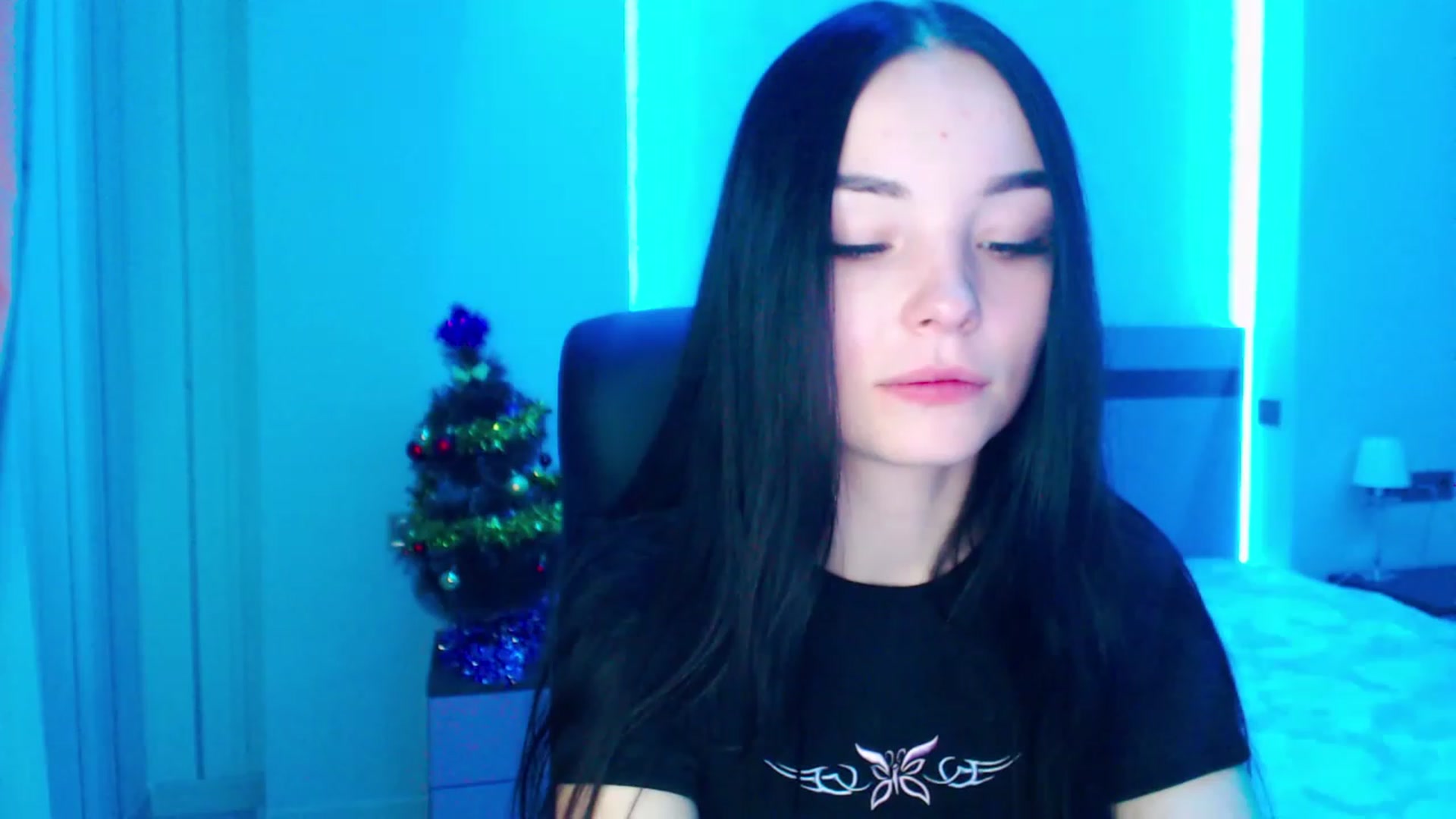 Gallery image thumbnail from SonyaOlsen's myfreecams stream on, 01/12/2023, 08:13 image 3 of 20