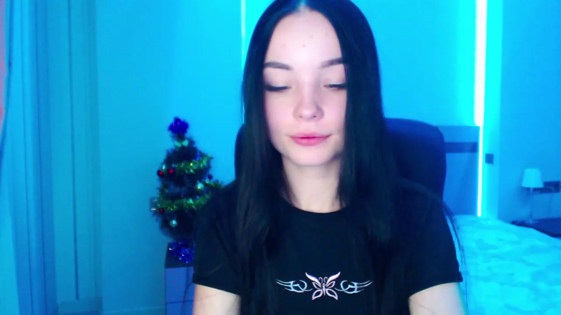 Gallery image thumbnail from SonyaOlsen's myfreecams stream on, 01/12/2023, 08:13 image 6 of 20