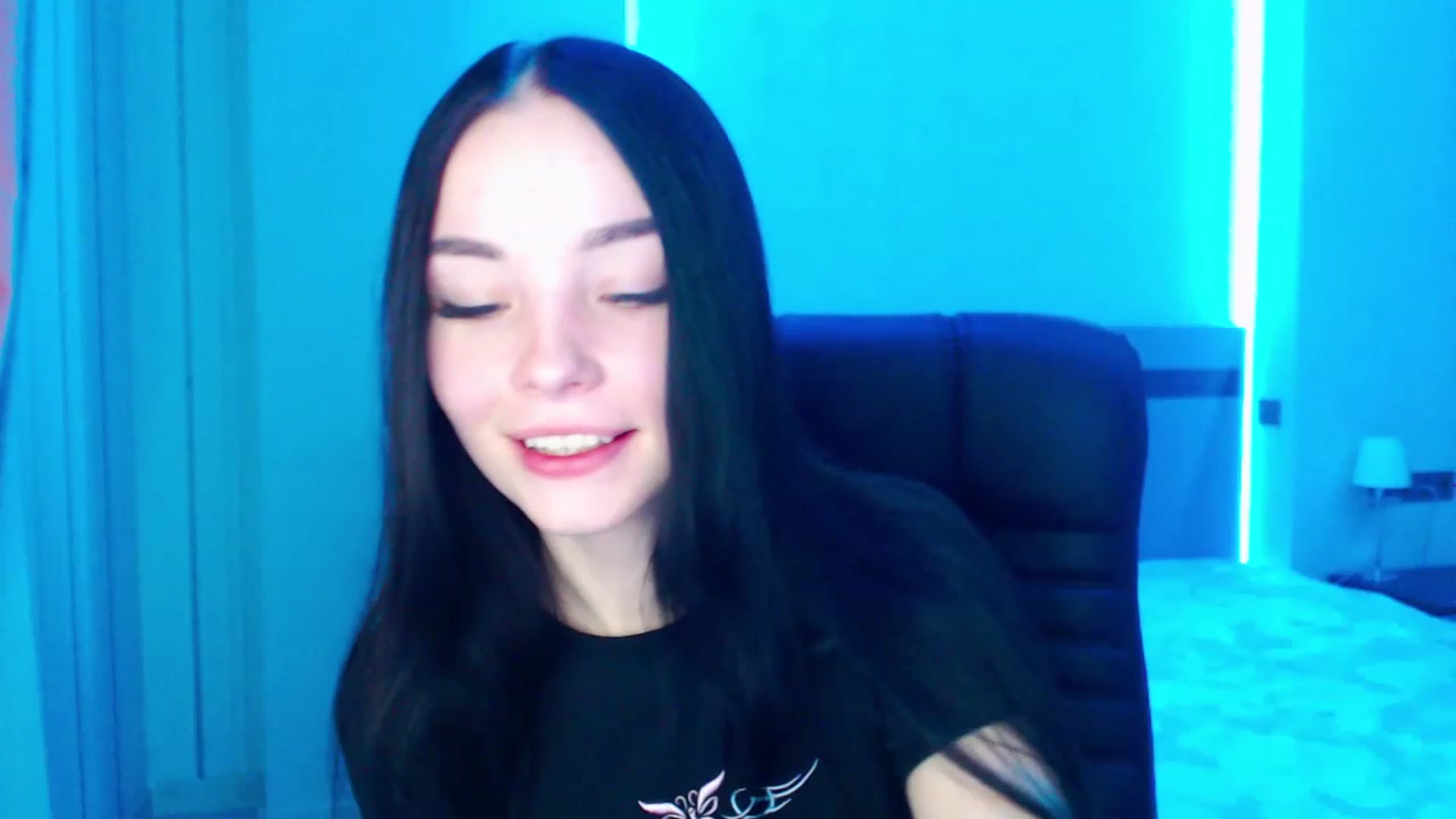 Gallery image thumbnail from SonyaOlsen's myfreecams stream on, 01/12/2023, 08:13 image 16 of 20