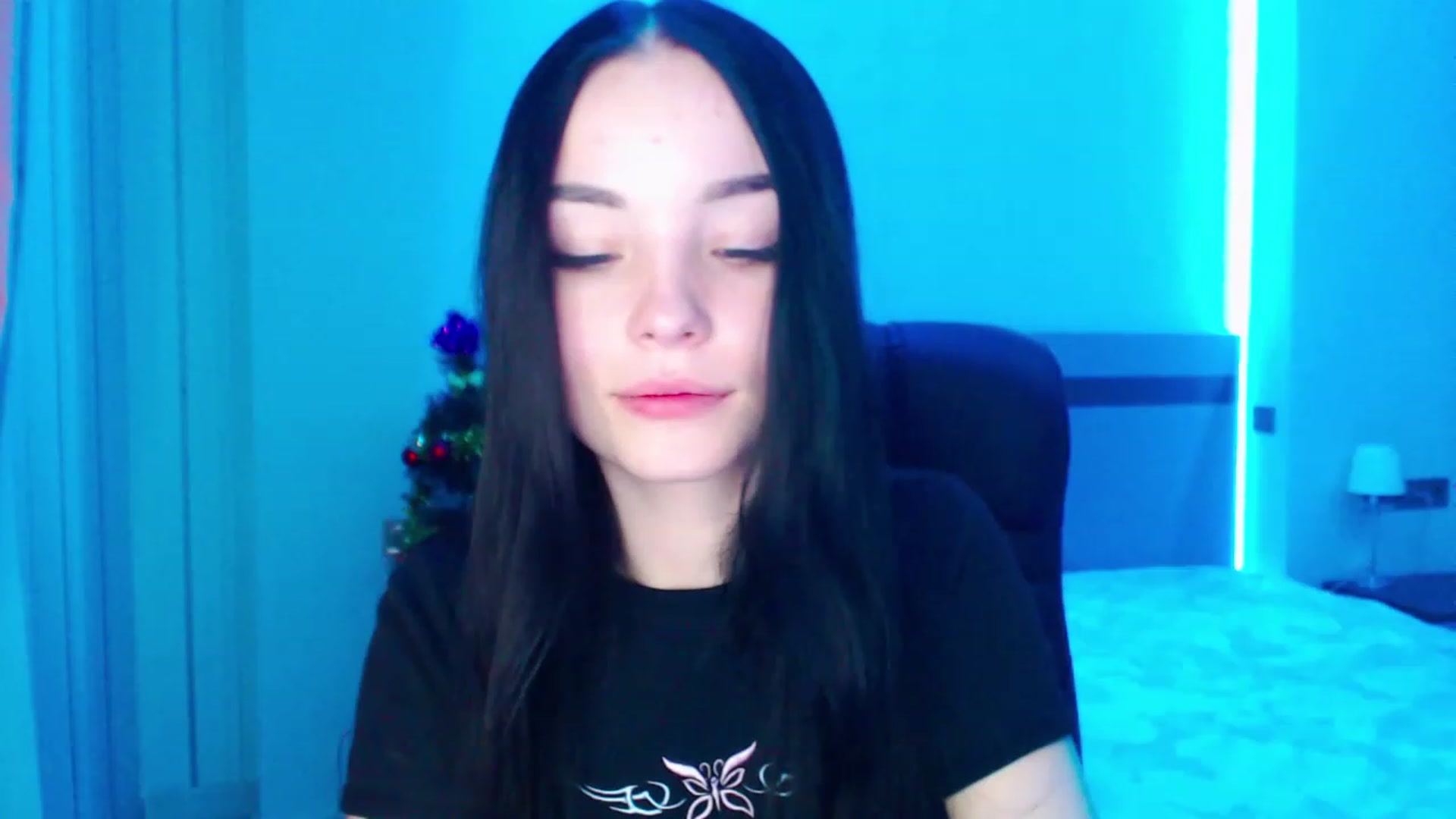 Gallery image thumbnail from SonyaOlsen's myfreecams stream on, 01/12/2023, 09:07 image 8 of 20