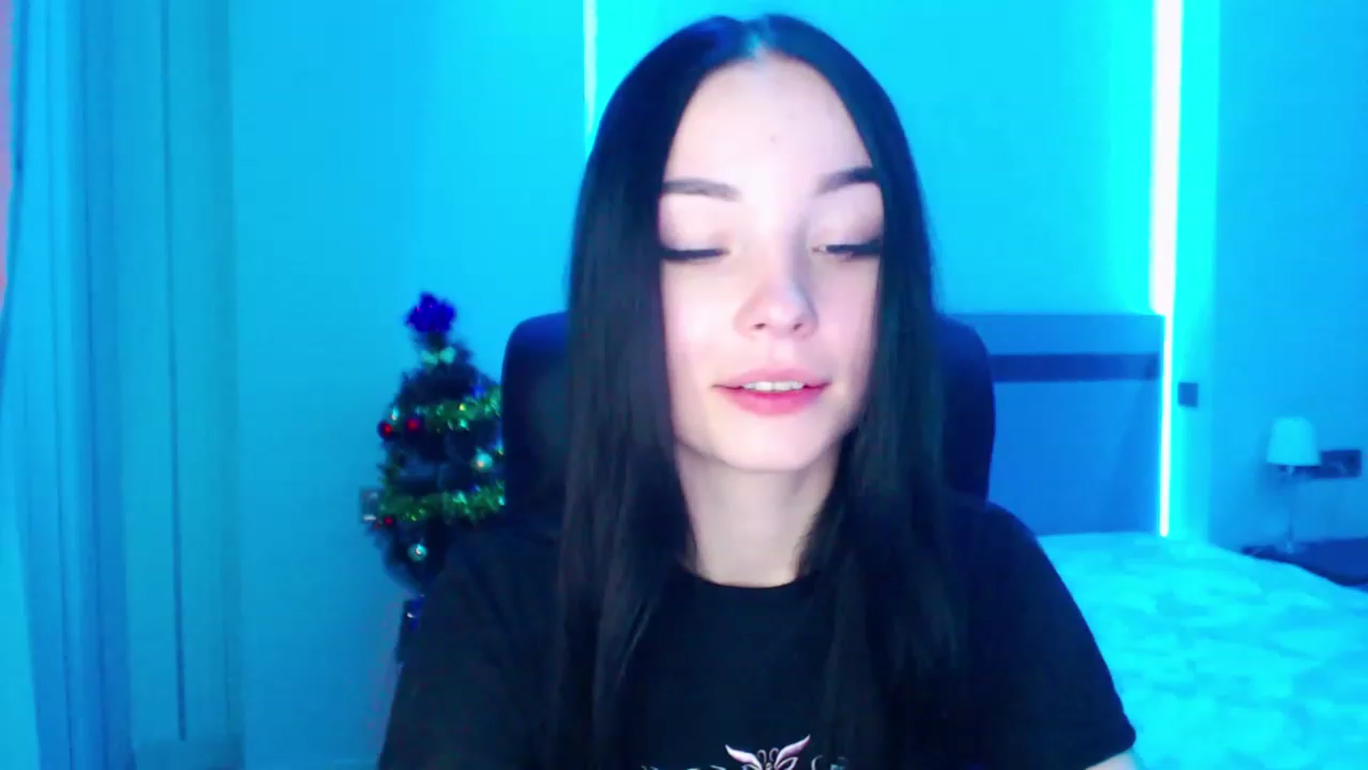 Gallery image thumbnail from SonyaOlsen's myfreecams stream on, 01/12/2023, 09:07 image 6 of 20