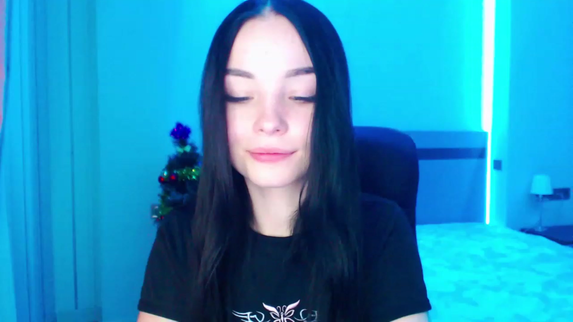 Gallery image thumbnail from SonyaOlsen's myfreecams stream on, 01/12/2023, 09:07 image 9 of 20