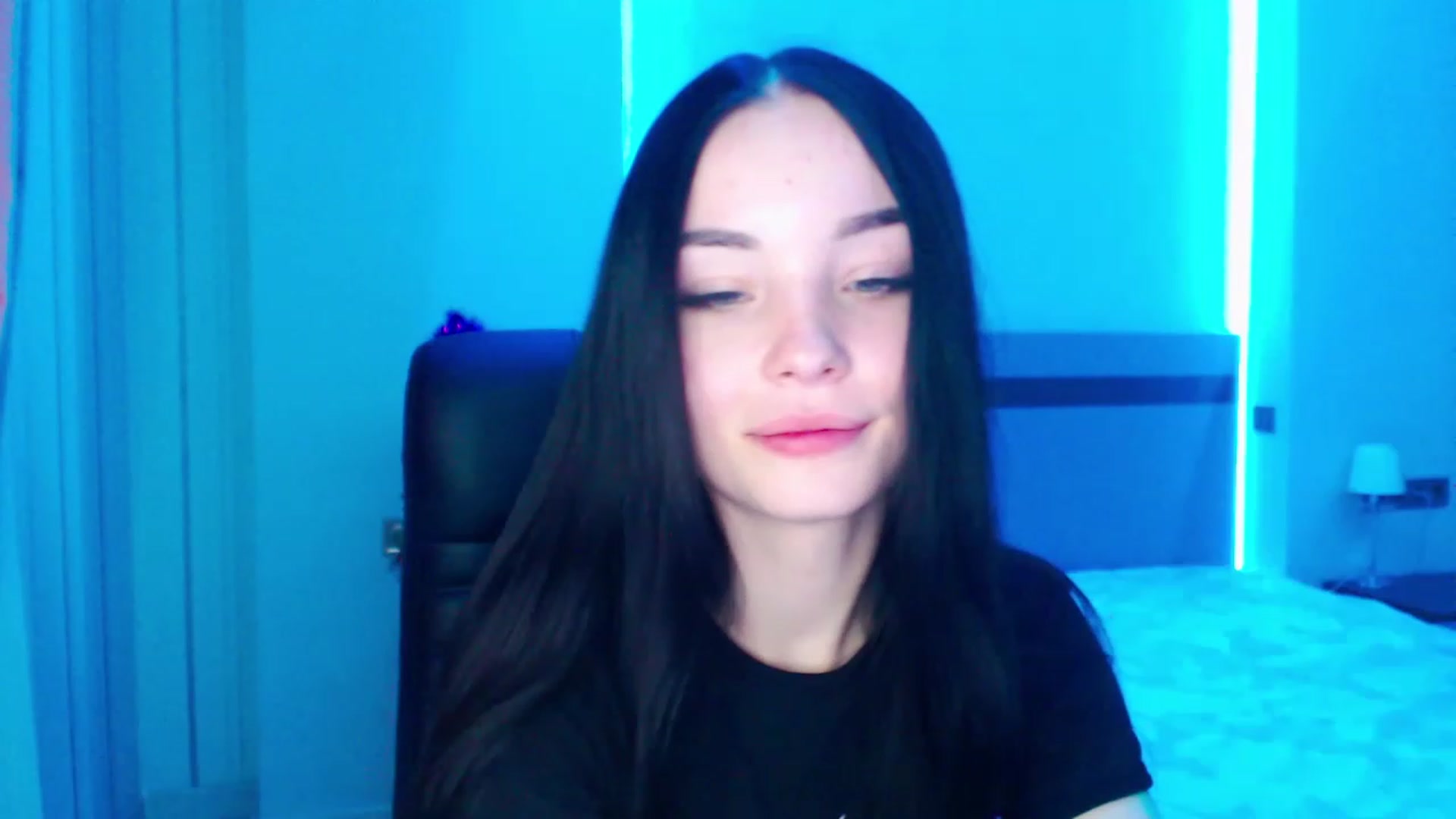 Gallery image thumbnail from SonyaOlsen's myfreecams stream on, 01/12/2023, 09:07 image 3 of 20