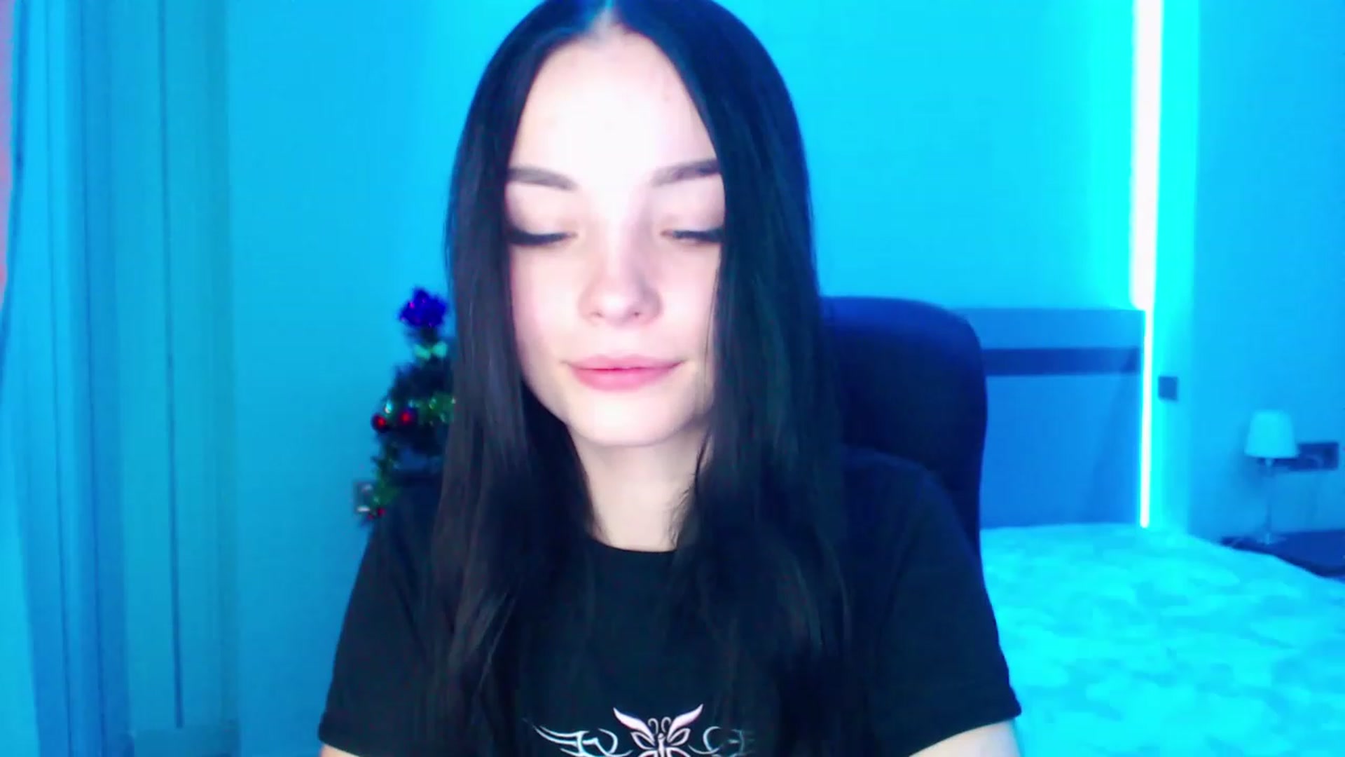 Gallery image thumbnail from SonyaOlsen's myfreecams stream on, 01/12/2023, 09:07 image 10 of 20