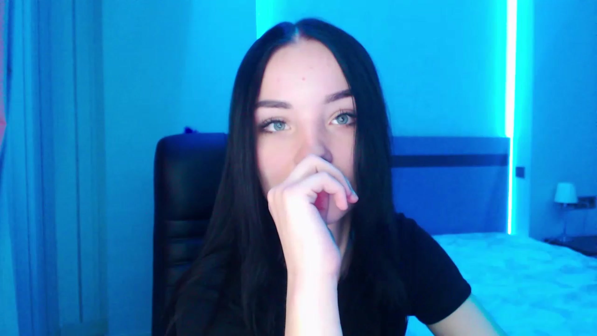 Gallery image thumbnail from SonyaOlsen's myfreecams stream on, 01/12/2023, 09:07 image 18 of 20